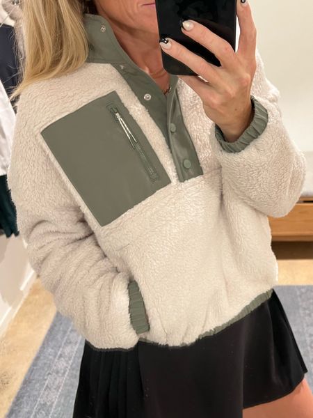 New arrival!  The comfiest and coziest fleece pullover for fall! Pair it with joggers or a legging and you’re ready for school pick up!

Fall outfit | fall jackets | fall active wear | fall fleece | weekend outfits | casual outfit

#FallOutfit #FallJacket #Activewear #CasualOutfit #WeekendOutfit #GiftForMom #GiftForHer

#LTKSeasonal #LTKGiftGuide #LTKstyletip