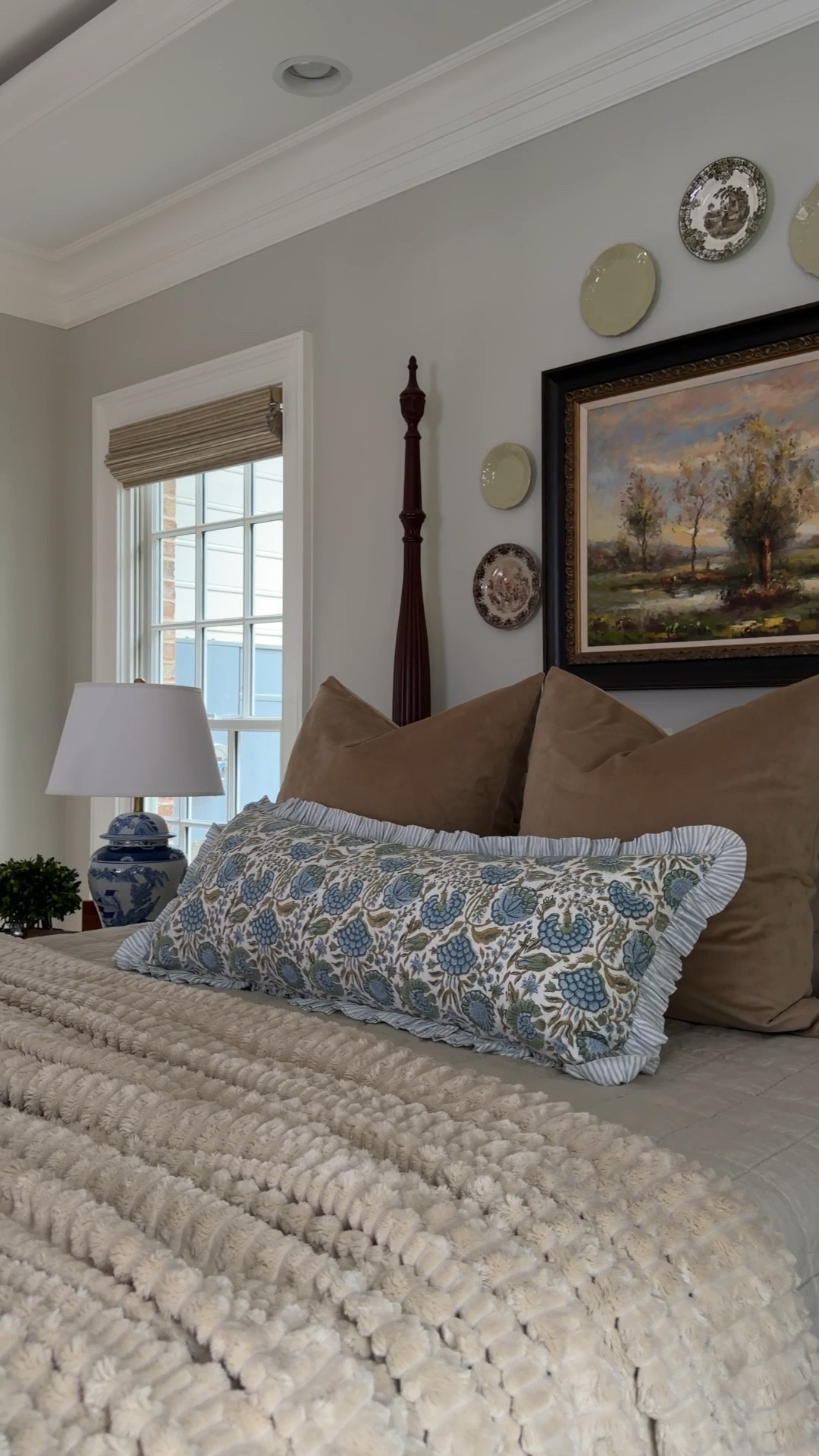 Cozy primary bedroom with Amazon block print pillows and chinoiserie lamps! 



#LTKmorningroutine #LTKHome