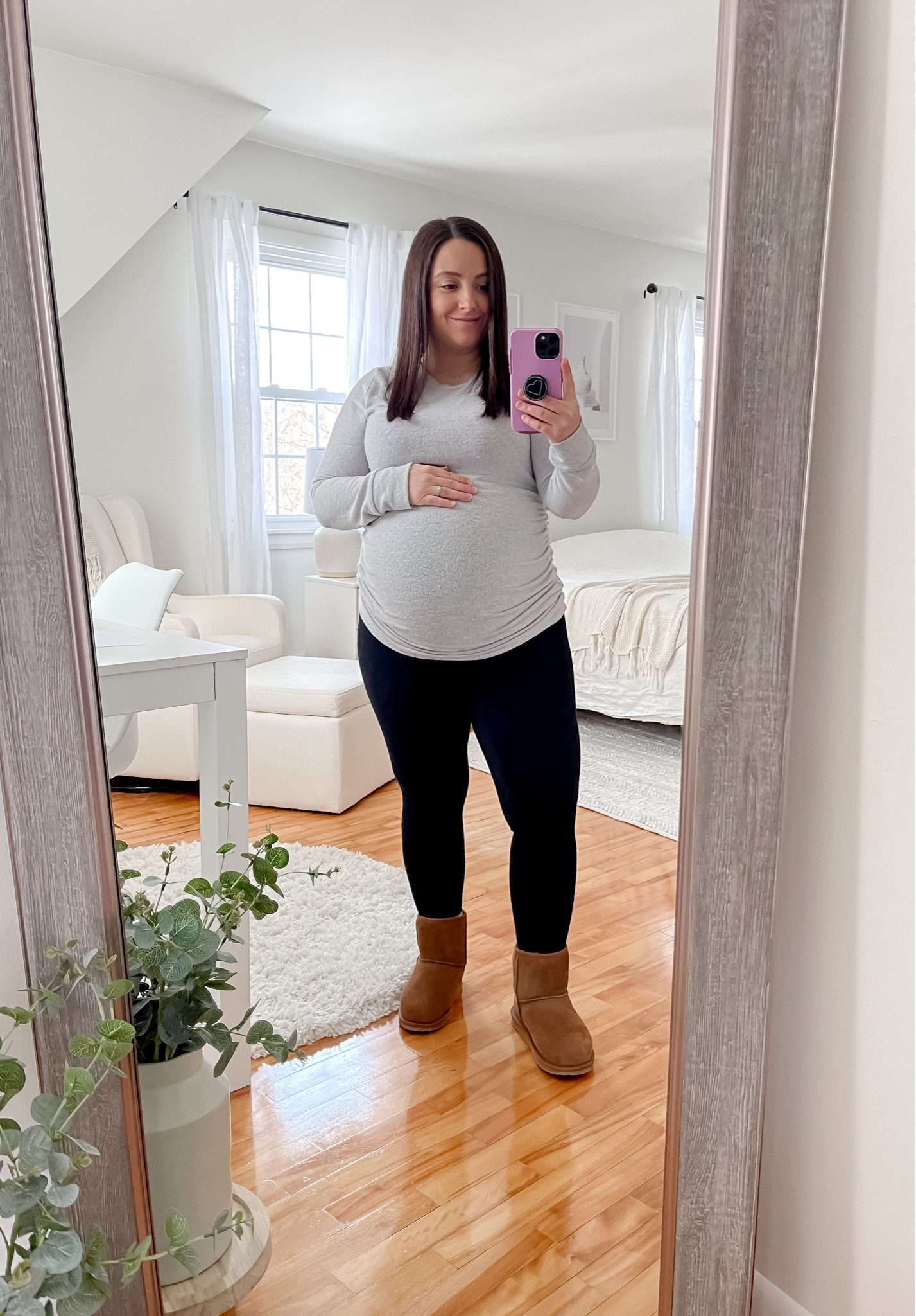 Cozy maternity outfit 

#LTKfamily #LTKbaby #LTKbump