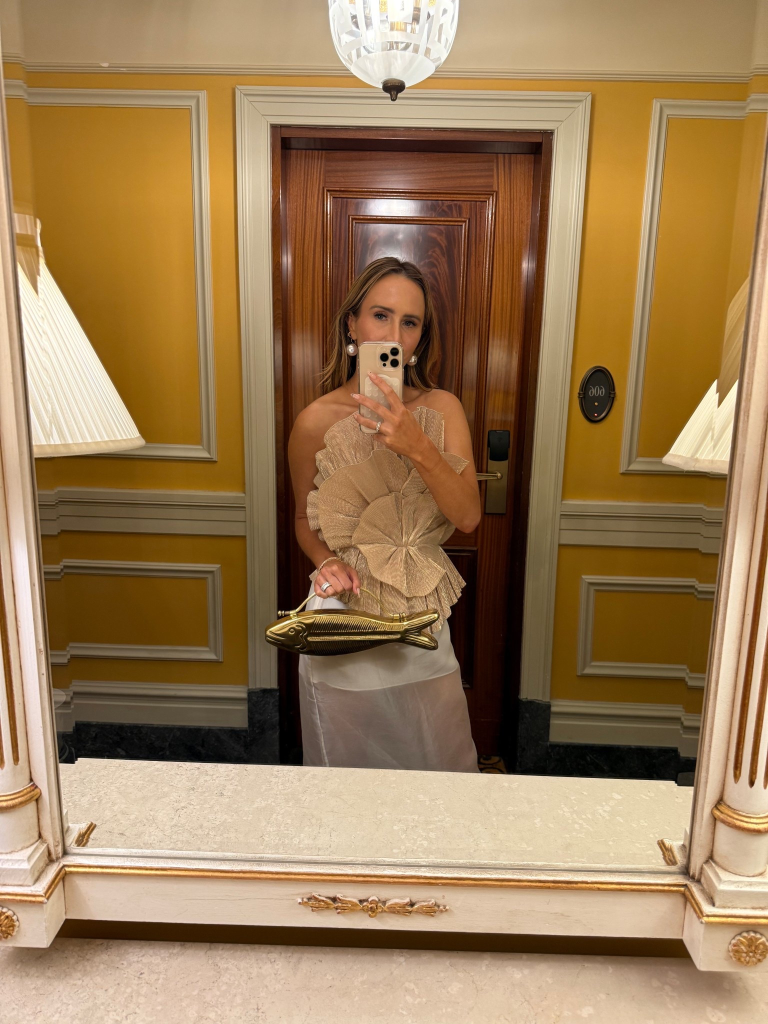 Posted this look in my stories last night and got so many compliments. It a semi sheer maxi skirt paired with a fun gold detailed strapless corset top. The bag isn’t linkable but I will keep adding similar styles as I did them! It was. Perfect vacation or fun night out look! 

#europesnsummer #summersrtyle #greecelooks #travelsttle #vacation 