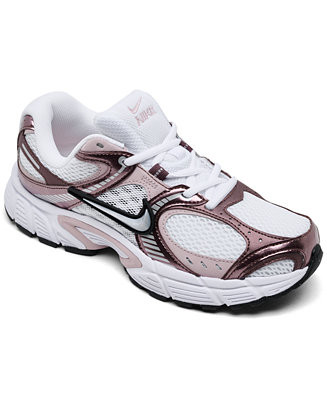 Nike Women's V5 RNR Sneakers from Finish Line - Macy's | Macy's