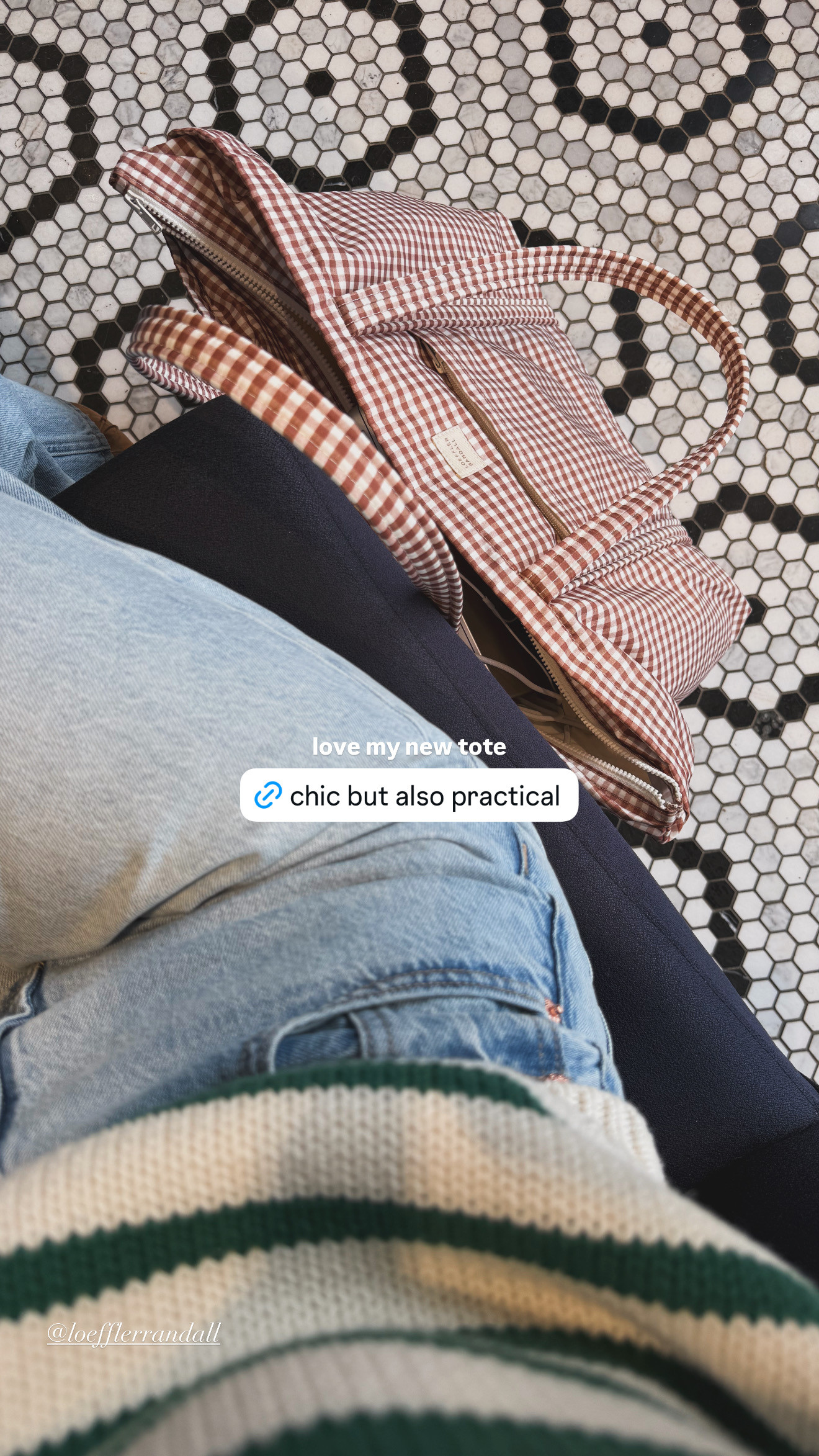 Taking my new Brown Gingham tote for a spin at the local coffee shop yesterday morning. Love it! 

Plenty of space for all the things with thoughtfully designed pockets throughout to help compartmentalize. The brown Gingham is a color that will pair well with my outfits all Spring, Summer and Fall. 

 #LTKmomlife #LTKSeasonal #LTKTravel