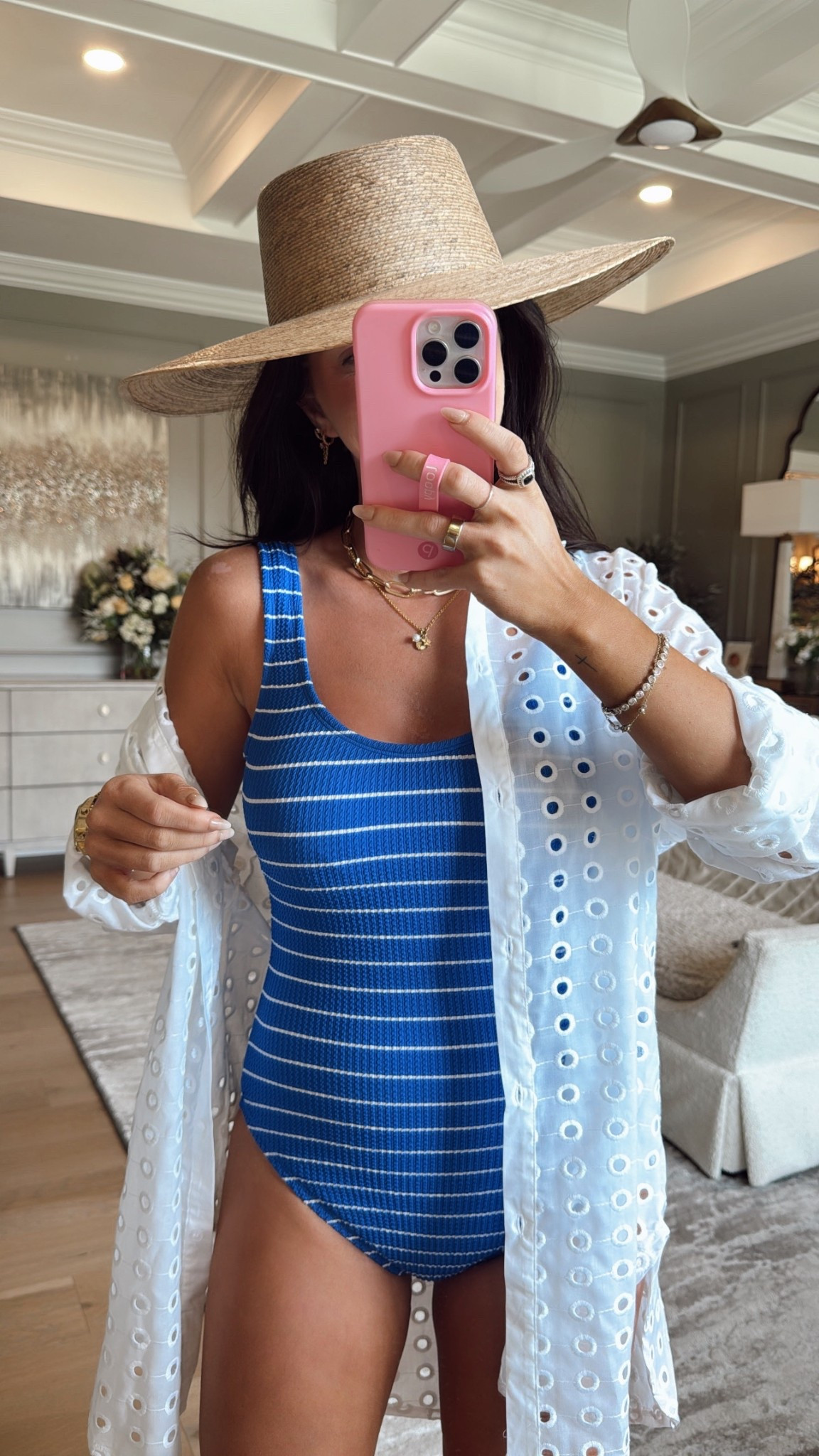 One of my most favorite swimsuits of all time! I have 5 colors!!! 


@walmart @walmartfashion 
#walmartfashion #walmartpartner