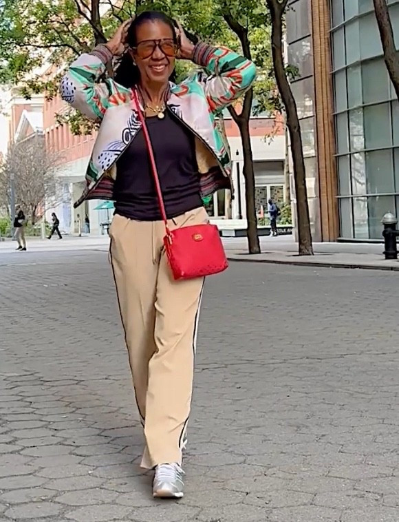 I’m all about a good crossbody bag.



#gucci
#crossbodybag

#LTKOver40 #LTKootd #LTKgrwm