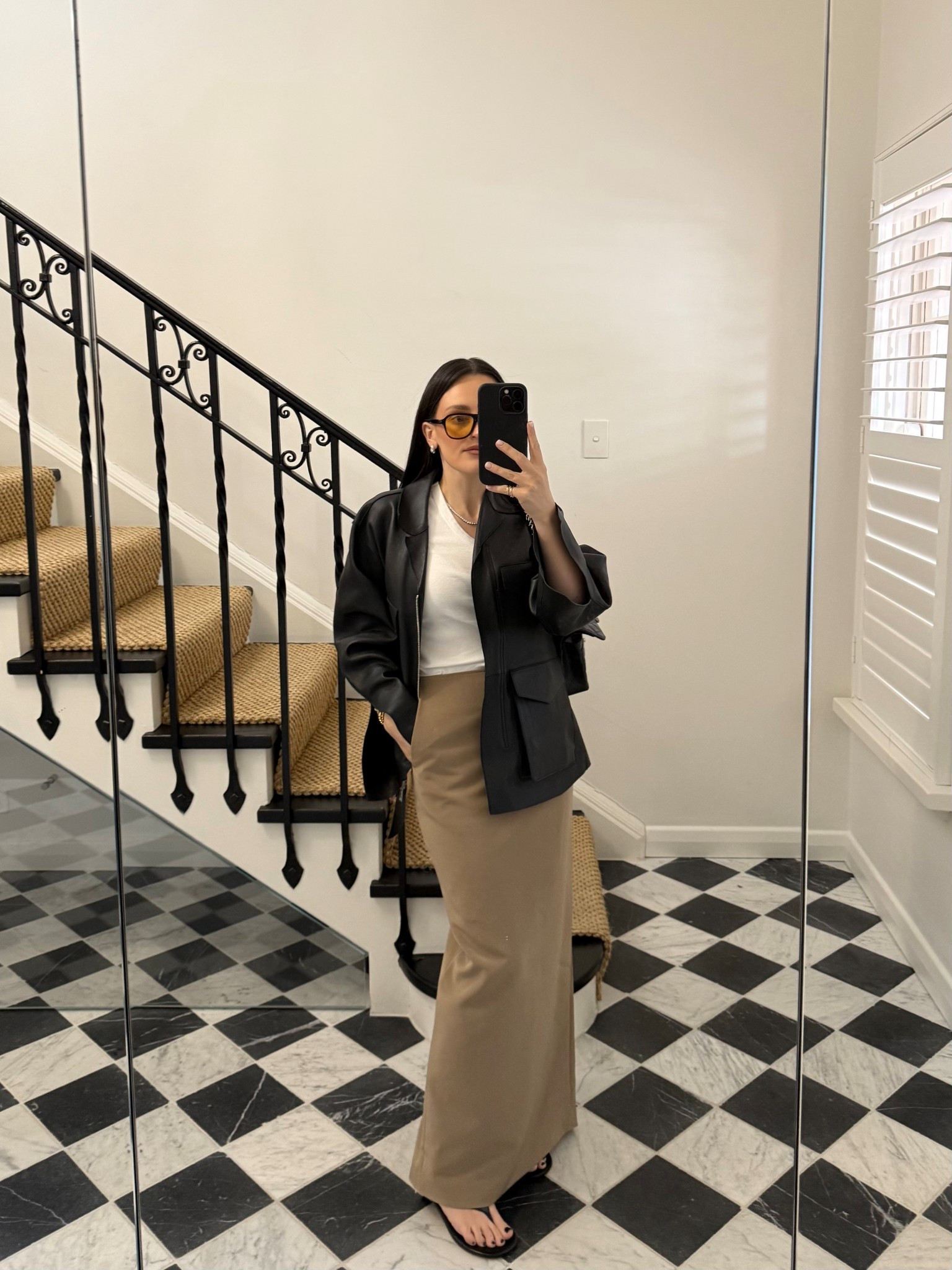 Jacket: size 32
Tank: small
Skirt 8
Shoes: 6 (true to size)

#LTKdatenight #LTKaustralia #LTKspring