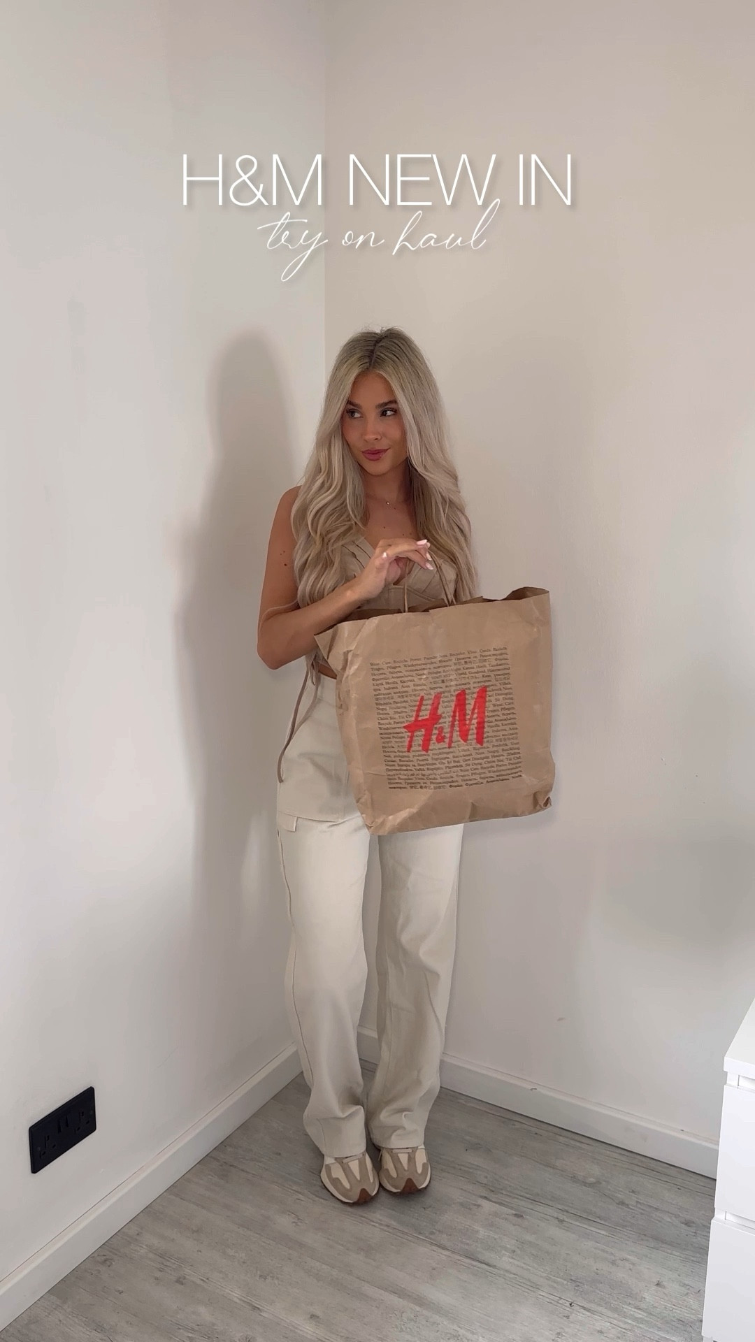 H&M new in 🫶🏼

The beach cover up is store only atm :( the code is 1171201 

#LTKeurope #LTKstyletip