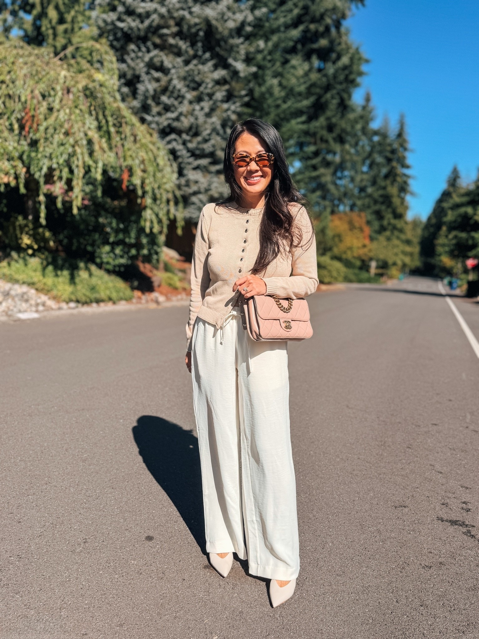 Beige and white
Fall outfit

#LTKSeasonal #LTKOver40 #LTKPetite