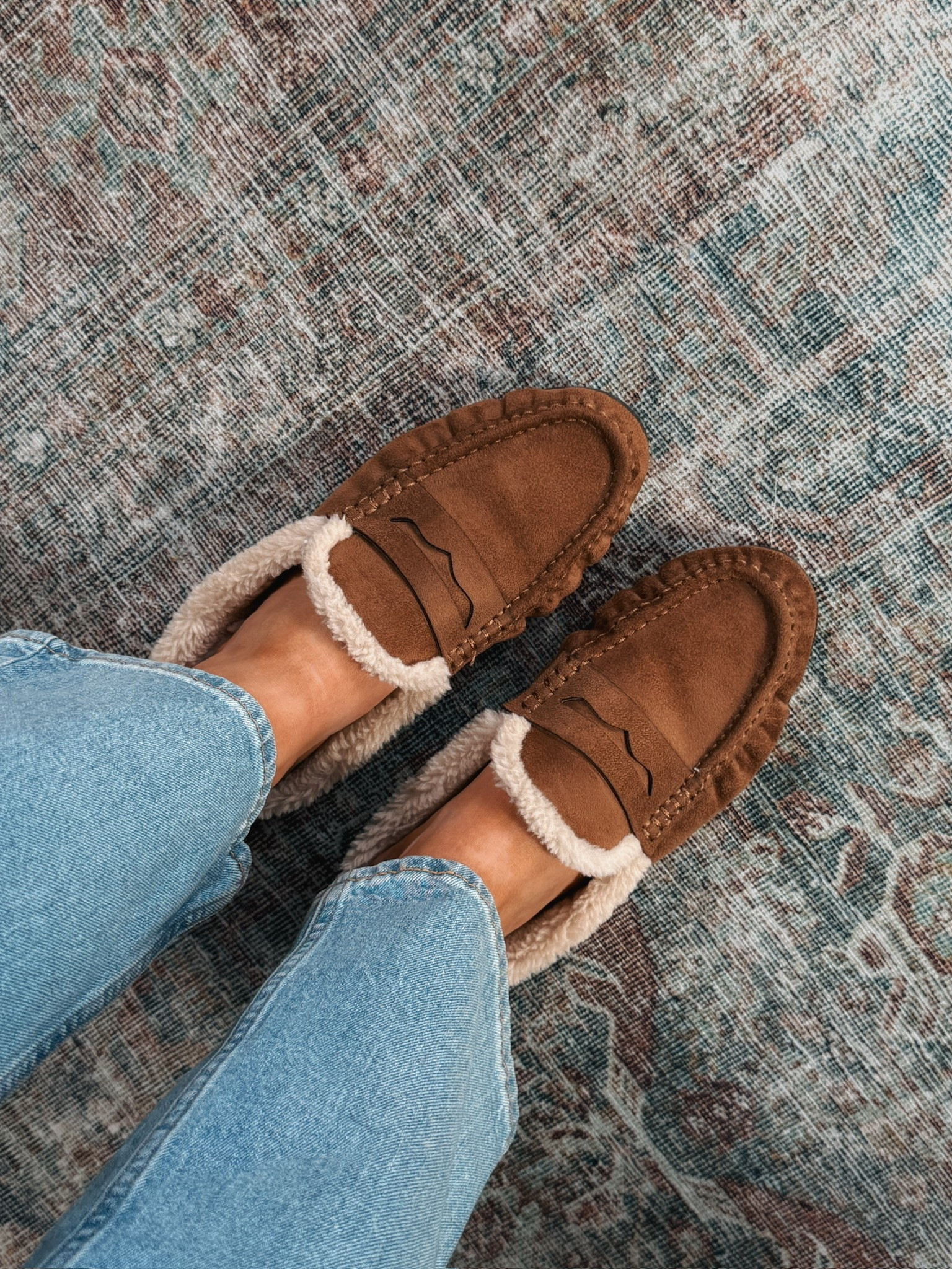 Ok, everyone needs a pair of these shearling lined loafers from Target! A fall staple!!! I’m having a hard time wearing any other shoes right now!