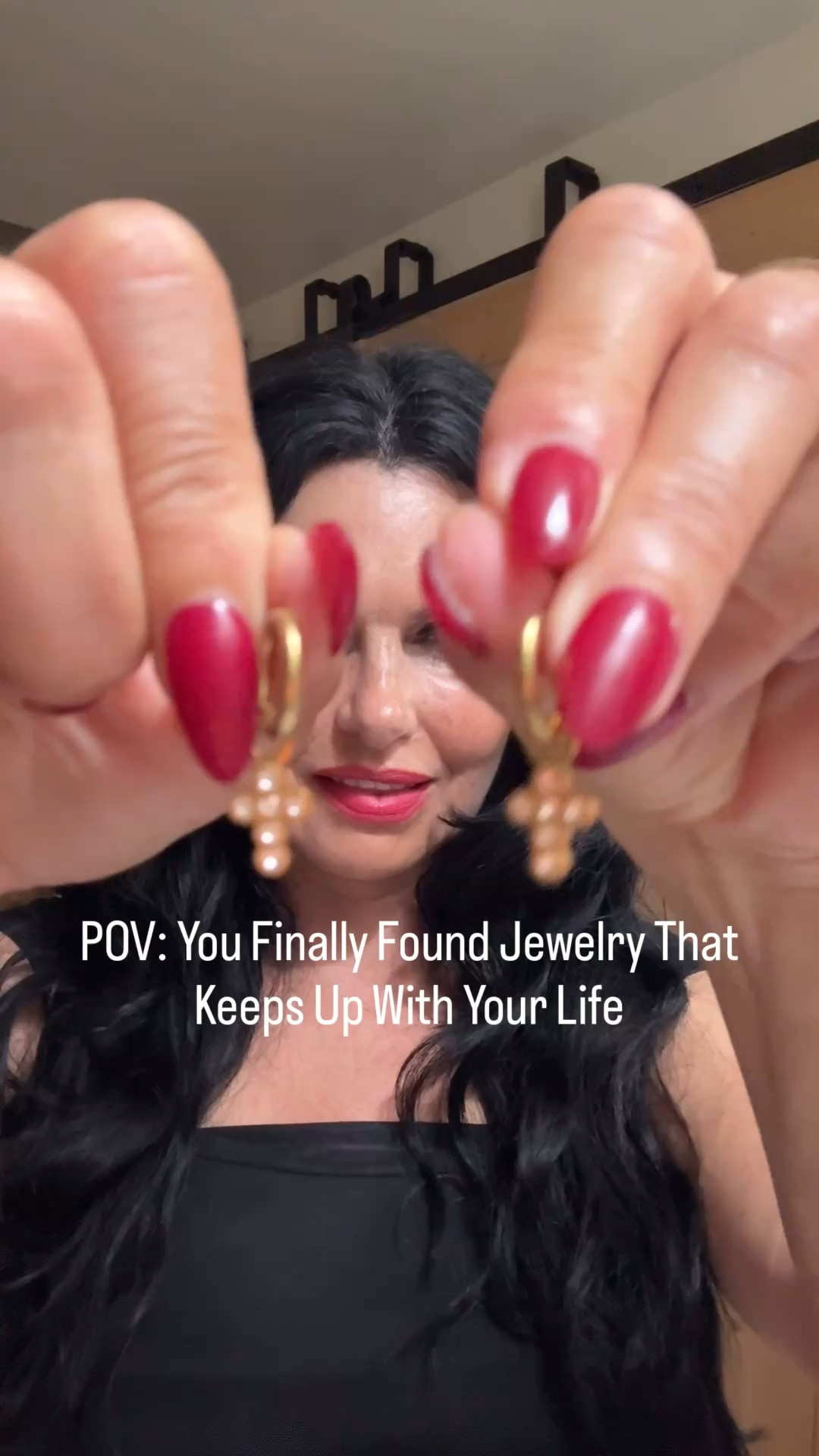 You've finally found jewelry that keeps up with your life!*
From the gym, to the shower, to sleep @shoplinnyco is the "set it and forget it" waterproof jewelry.
The luxury every jewelry addict needs.
These earrings are waterproof, hypoallergenic, and tarnish-free, making them perfect for sensitive ears.
With the flat back stud earrings there's no more poking, no more irritation, just pure confidence.
Which piece is your favorite, the huggie earrings, hoops or studs? Let me know in the comments! 4
#jewelry #waterproofjewelry #accessories #jewelryaddict #marneystidbits

#LTKdayinmylife #LTKvlog #LTKgrwm