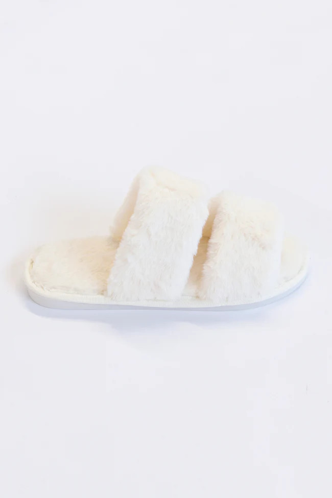 Goodnight Dreams Fuzzy White Slippers | The Pink Lily Boutique