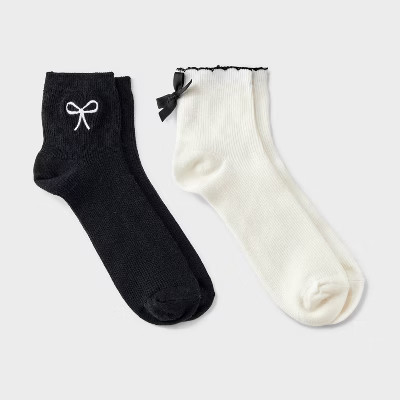 Women's Scallop Edge Bow Ultra Soft Rib-Knit 2pk Ankle Socks - Auden™ Ivory/Black 4-10 | Target