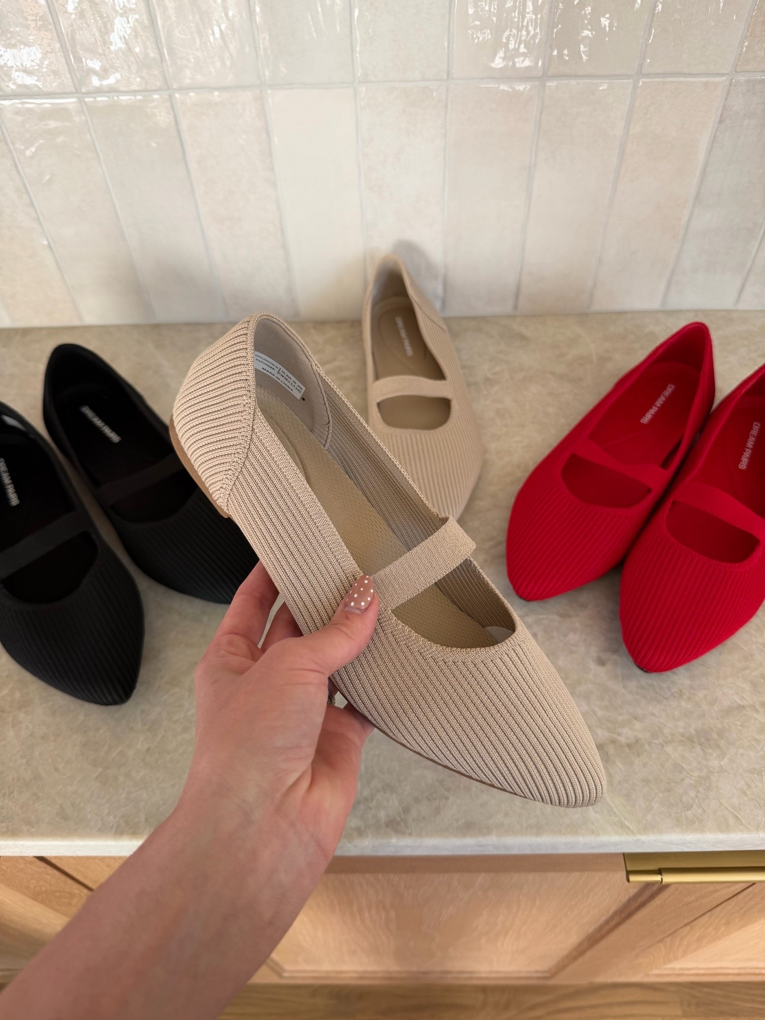 New find from Amazon! These ribbed flats are stretchy and lightweight plus under $36!! 

Dream pairs Maryjane pointed toe flats 
Amazon flats

#LTKSaleAlert