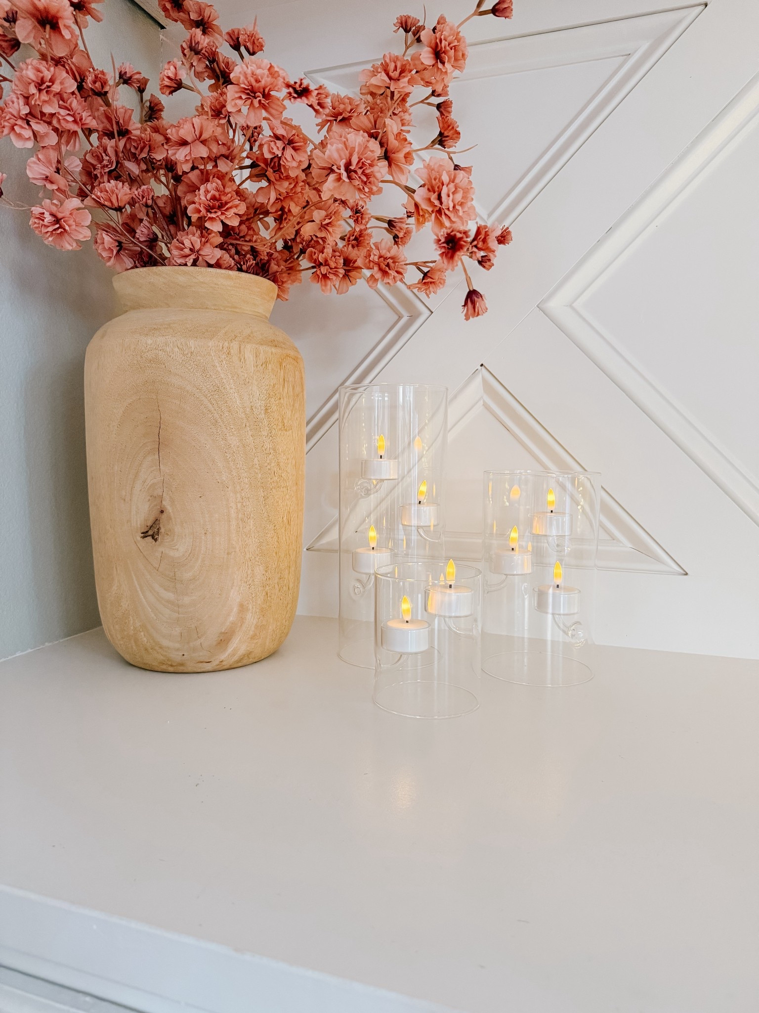 Cozy fall mantel styling inspiration 

#LTKHome #LTKSeasonal