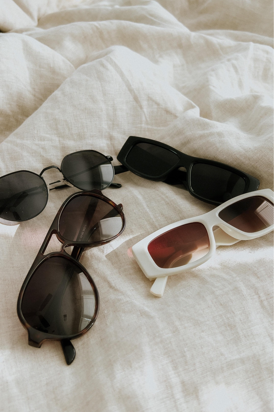 New sunnies just in time for spring 🥰💋✨ TYSM @sojosvision @sojosofficial for sending me these! 

Uploading an unboxing video on my YouTube channel in the next day 😜
•
•
•
•
•
#sunnies #sojos #sojosofficial #sojosvision #girlswithglasses #eyeglasses #affordableglasses #bluelightglasses #glasses2023 #autumnday #sunglasses #sunglassesfashion #sunglasseslover #affordablefashion #affordablesunglasses #accessories