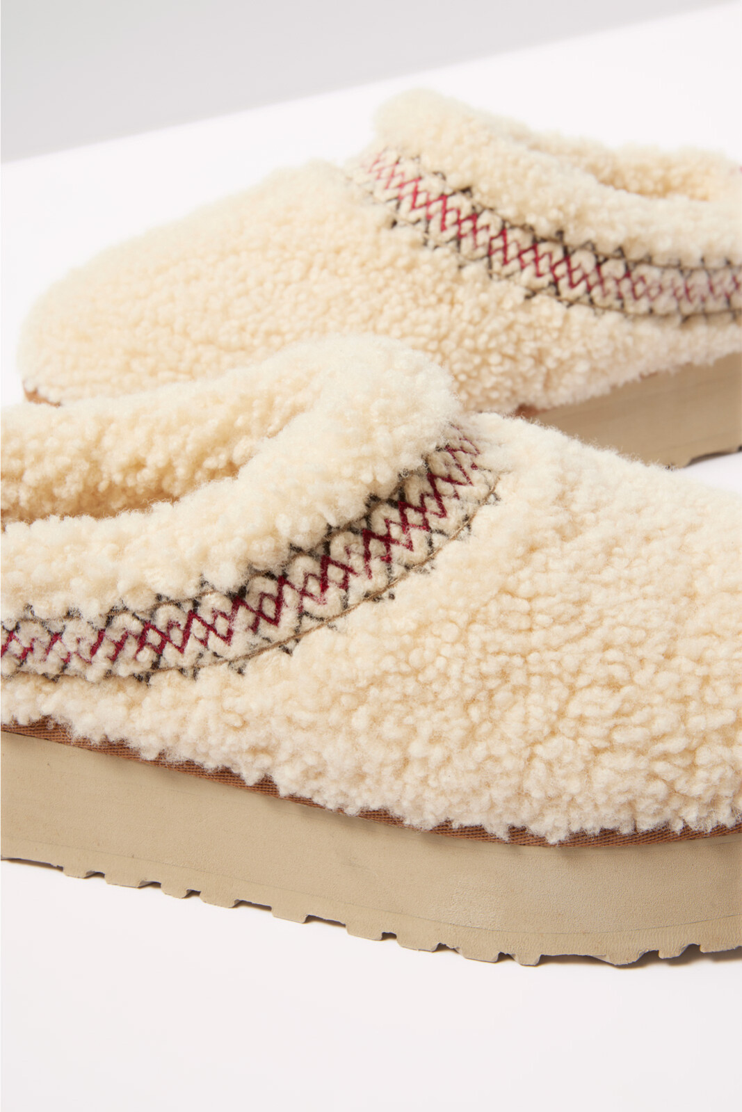 Tazz UGG Braid | Evereve