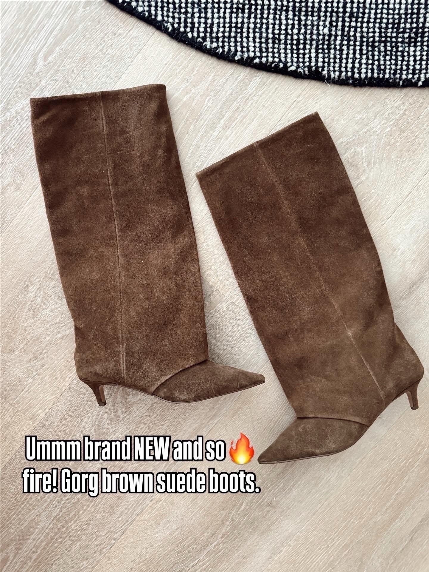 Back in stock and 40% off today! These suede boots are fire🔥🤎! Just beautiful and comfy! Great heel height. More colors . 

Boots. Fall style. 

#LTKootd #LTKSaleAlert