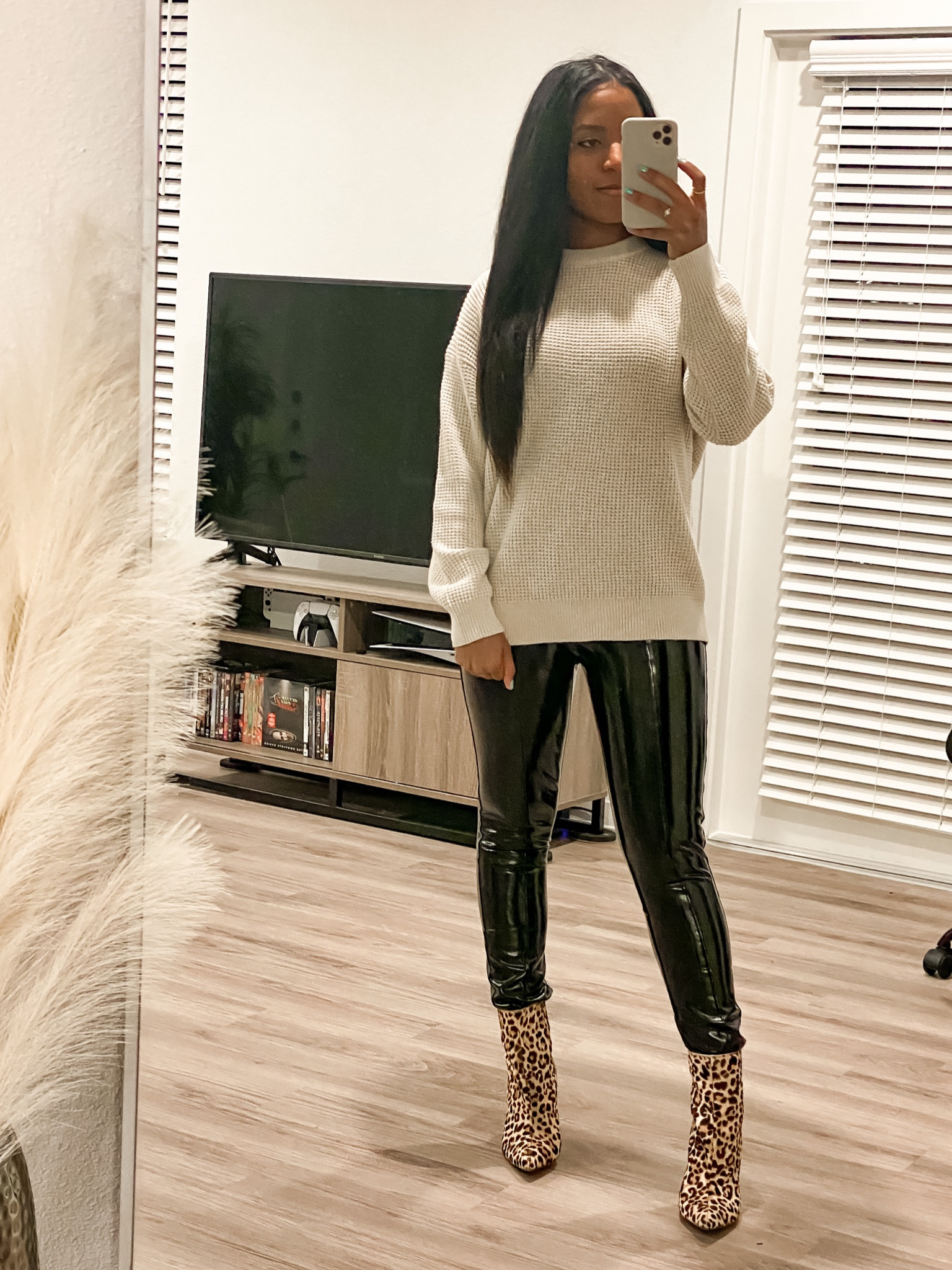 Cozy sweaters and leggings are the perfect match for winter weather 

#LTKstyletip #LTKSeasonal #LTKshoecrush