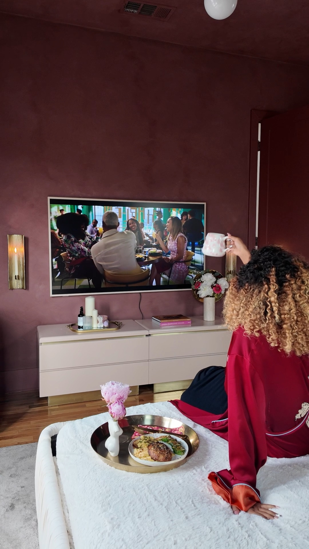 I love when function meets fabulousness 🥰💕🥂✨🌸🙌🏽 I linked a bunch of my favourite home decor finds including my TCL NXTVISION Art TV which is currently on a massive sale for the holiday weekend! 

#LTKSaleAlert #LTKHome #LTKCyberWeek