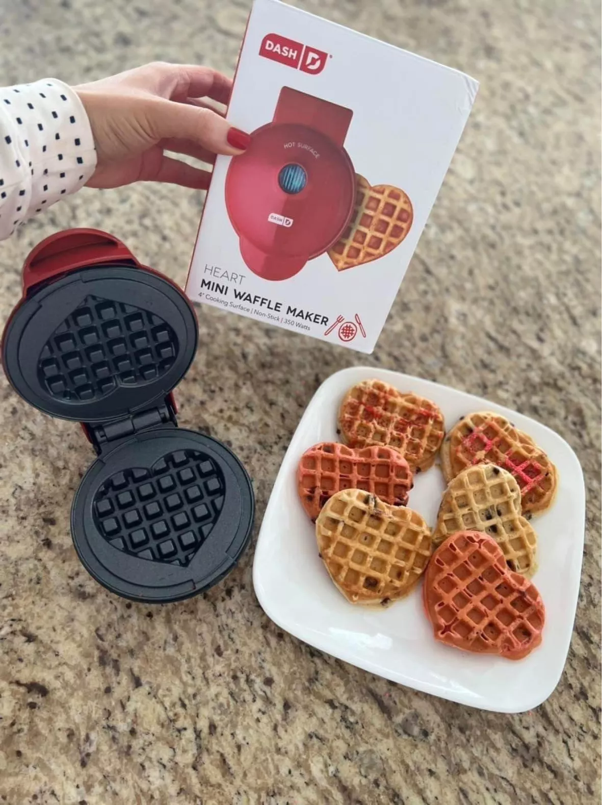 Dash Mini Waffle Maker - 350 W - Red