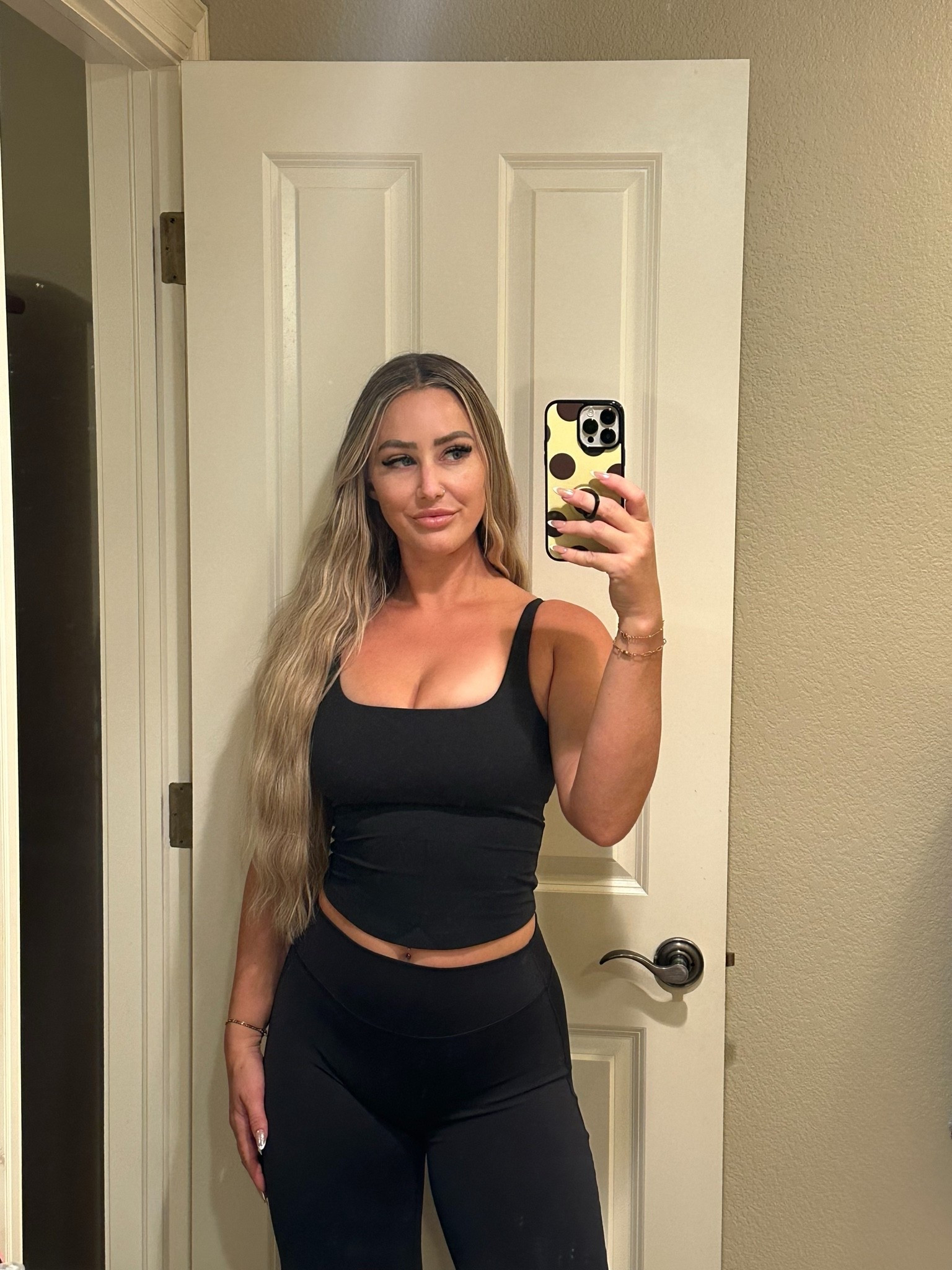 Wearing a small. Paragon discount code Shannon

#LTKootd #LTKActive