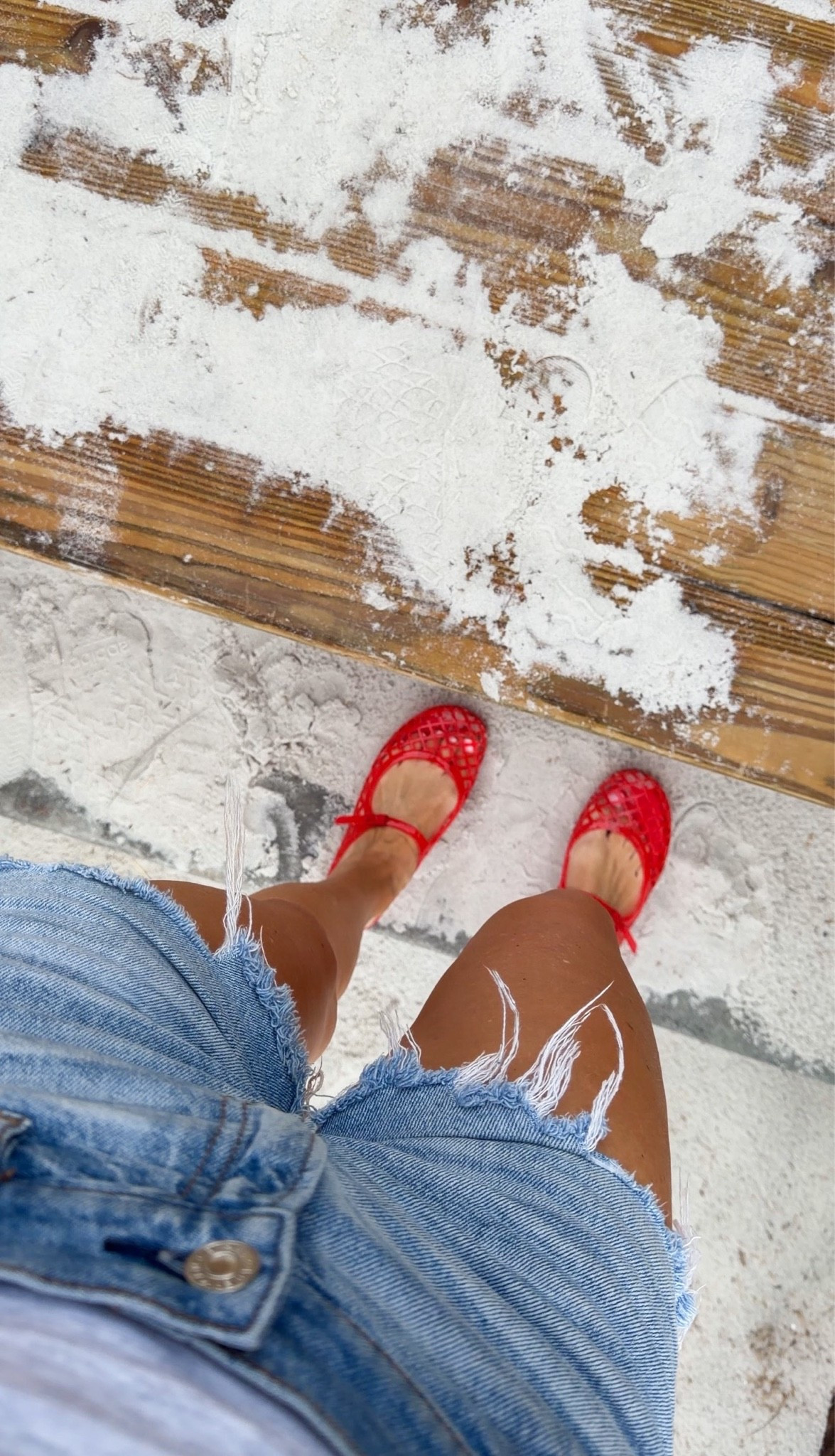 I sized up half a size in these jelly’s and they are so comfortable ❤️ comes in other colors too

#LTKgrwm #LTKOver40 #LTKootd