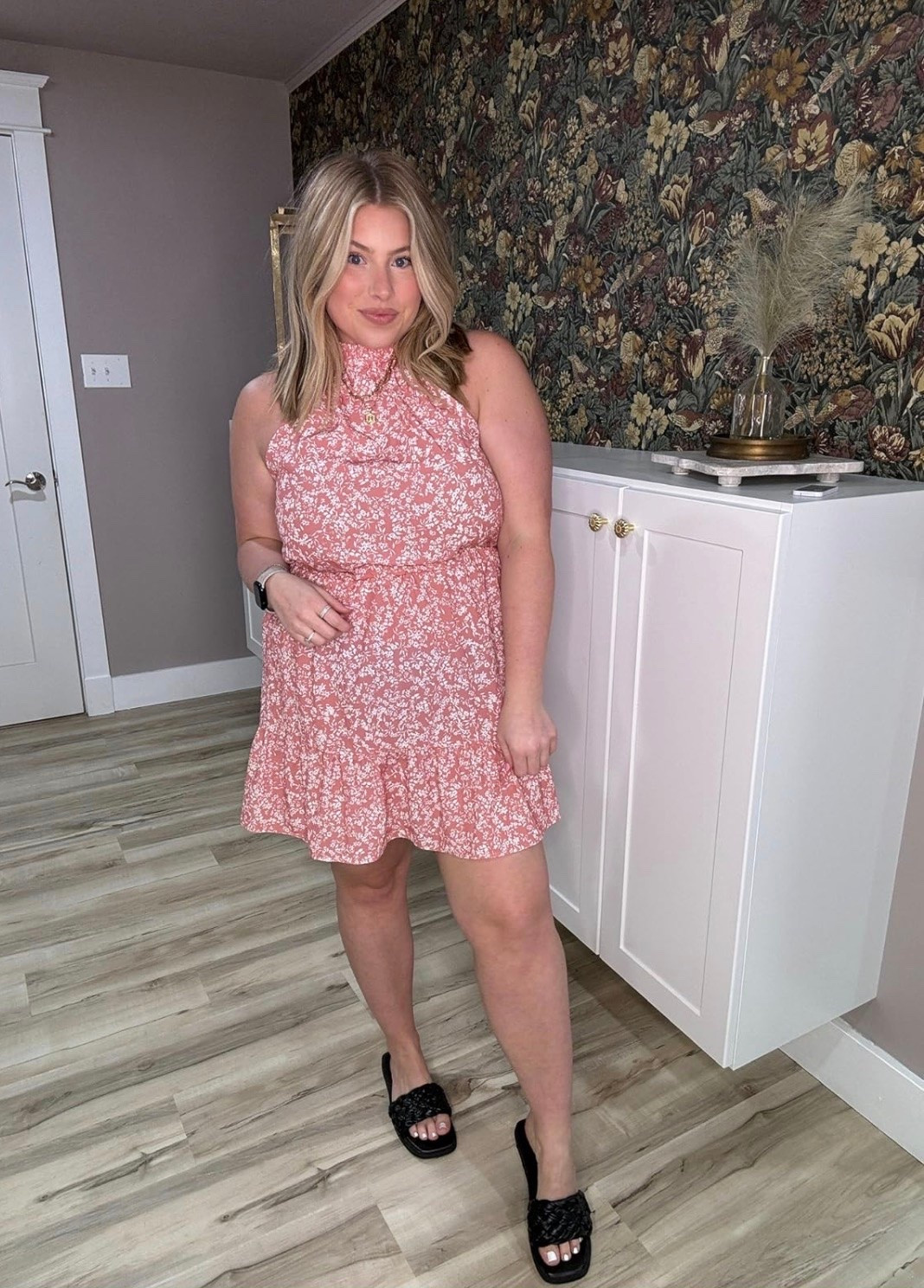 Caught the summer vibes in my new floral dress! Perfect for a sunny day out. 🌸🌞

#LTKmomlife #LTKmorningroutine #LTKootd