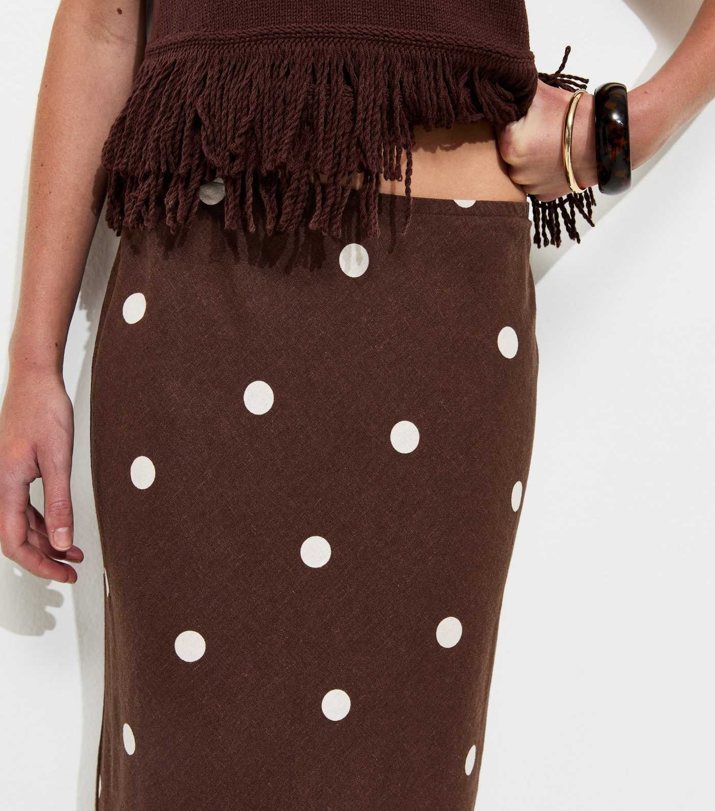 Brown Linen Blend Polka Dot Bias Cut Midi Skirt | New Look | New Look (UK)