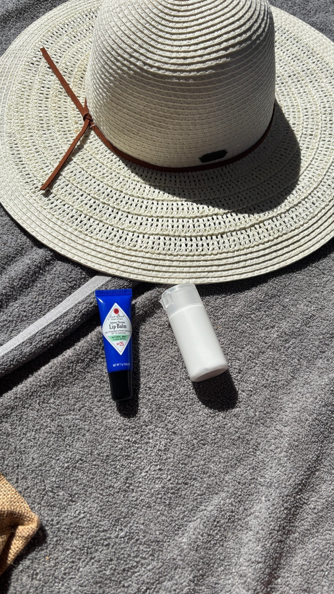 Resort travel essentials

#LTKTravel #LTKdayinmylife #LTKBeauty