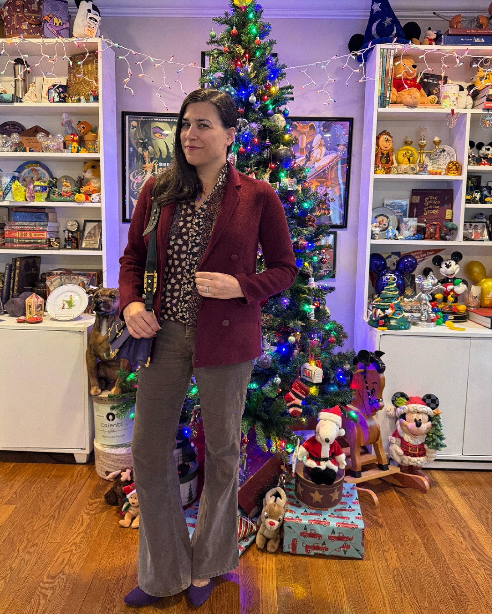 My second Thanksgiving outfit is on the blog! Check out my ltk to shop everything I’m wearing! These pants are OLDDDD but I was actually able to find a pair for sale on Poshmark.



#LTKSeasonal #LTKStyleTip #LTKHoliday