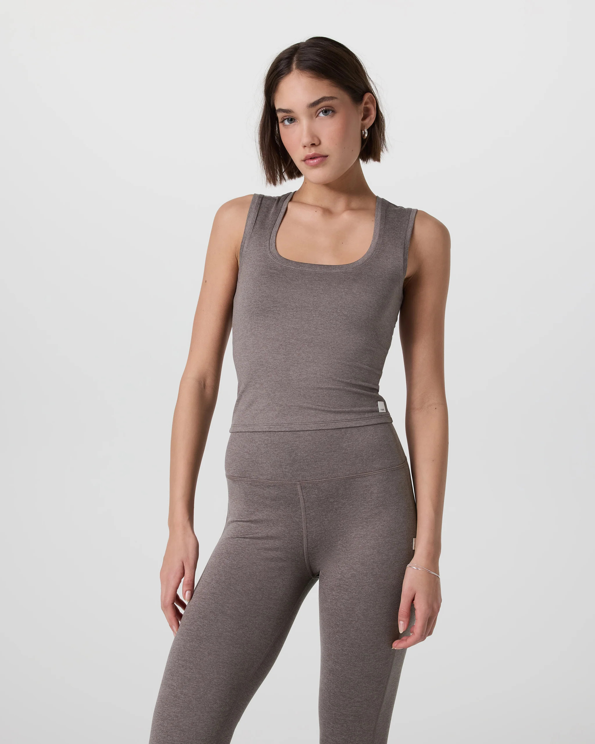 Halo Essential Scoop Tank | Vuori Clothing (US & Canada)