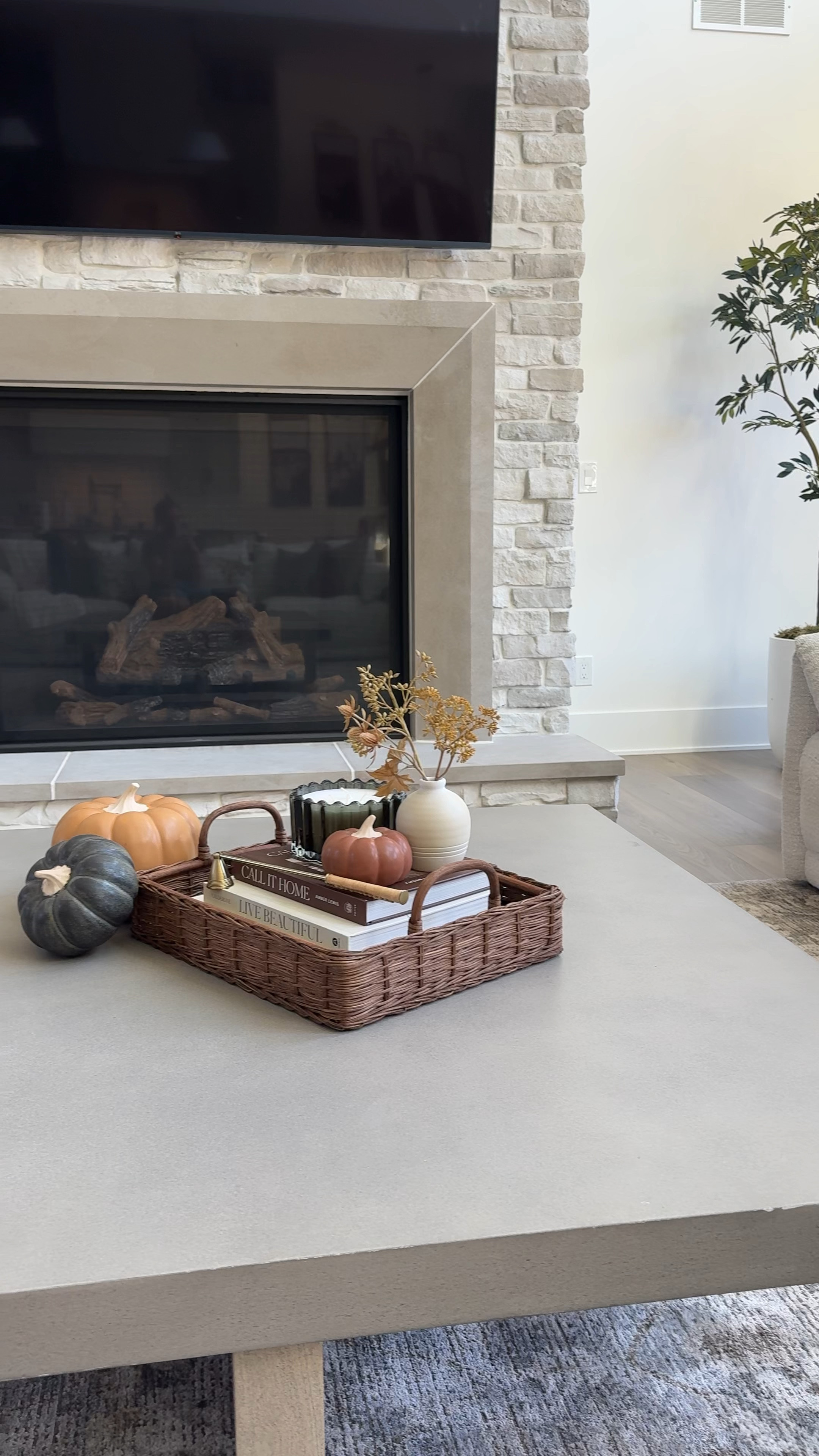 fall in our home 🍂🤍 love these woven nook throw pillows, their inserts are elite and can easily change year round  ◡̈ 

#LTKSeasonal #LTKStyleTip #LTKHome