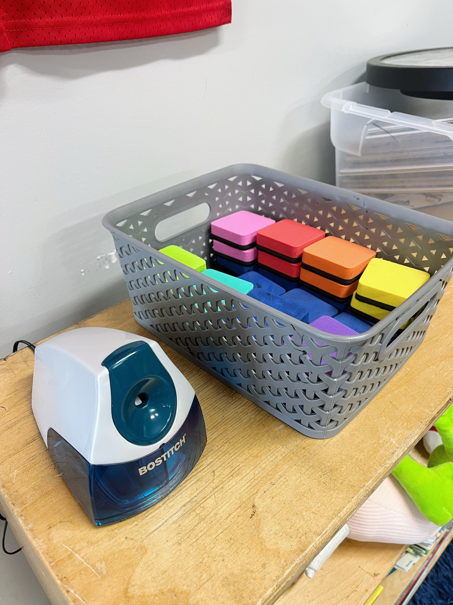 Classroom products brought to you by Amazon 🫶🏻🍎

#LTKBacktoSchool #LTKU #LTKFindsUnder50