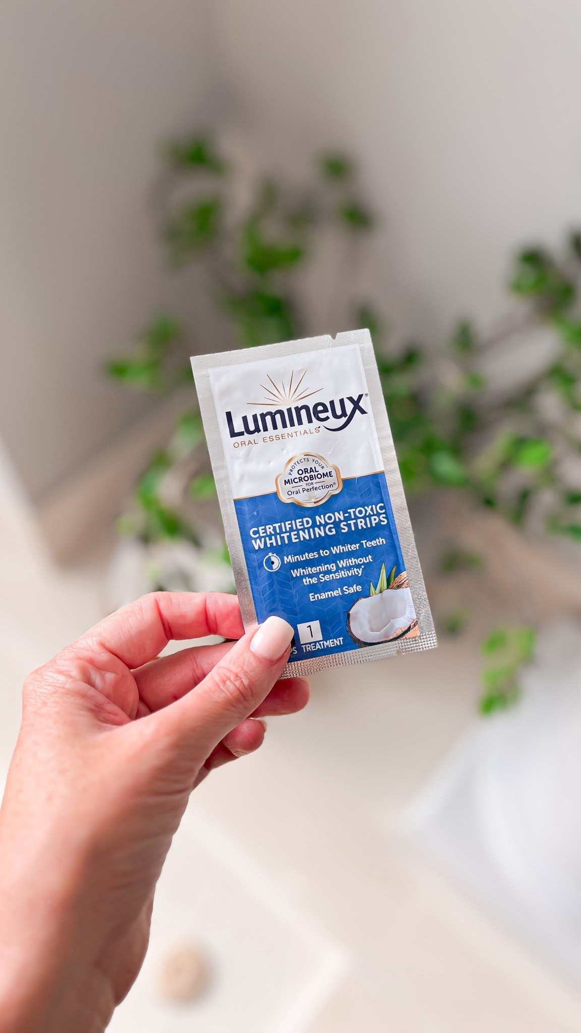 My favorite teeth whitening strips! They are gentle on your teeth & don’t leave them feeling sensitive after

Amazon prime day deals, whitening strips, natural whitening stripss

#LTKSaleAlert #LTKBeauty #LTKSeasonal