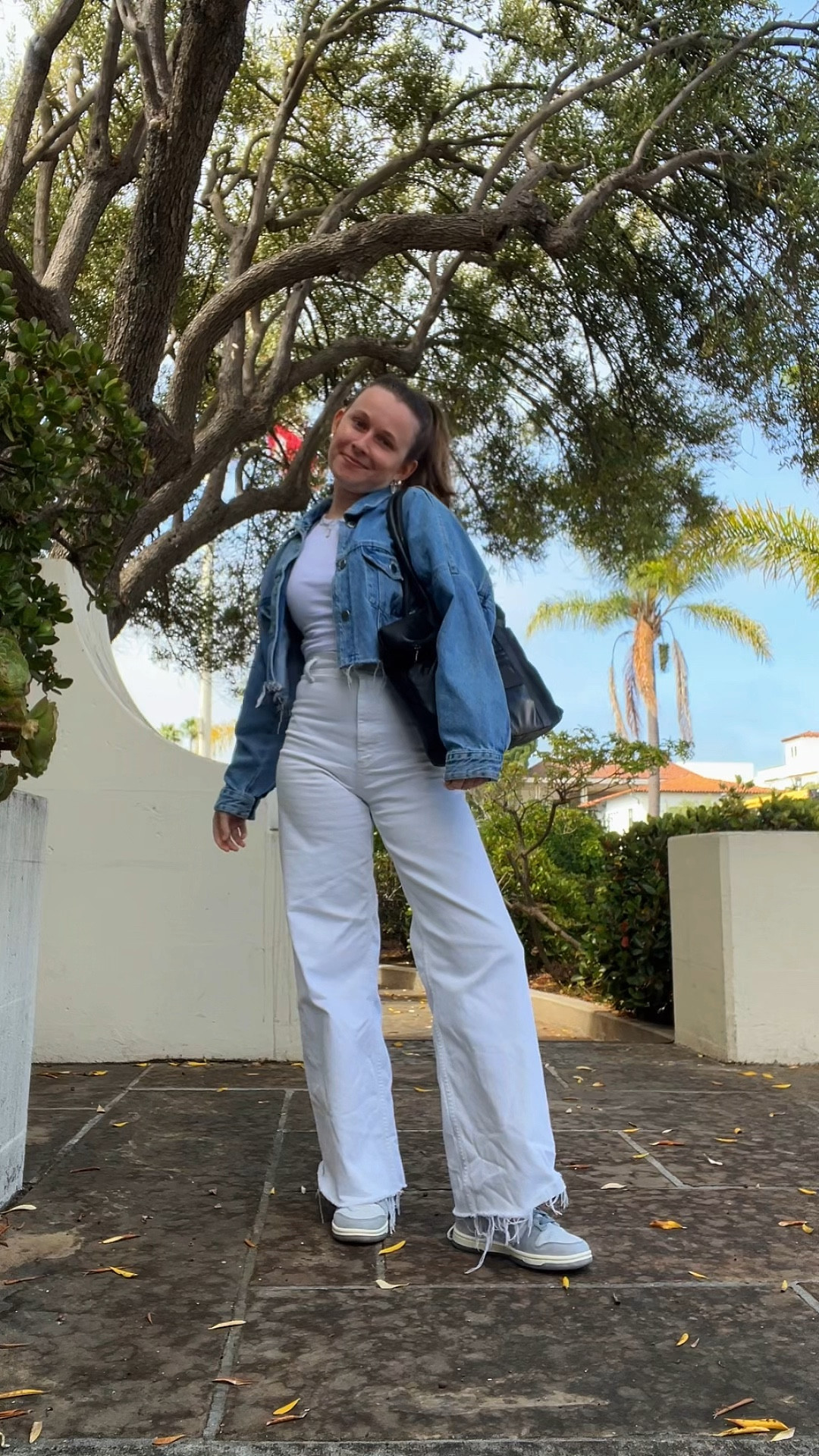 Cute casual outfit of the day

#LTKStyleTip #LTKSeasonal #LTKFindsUnder100