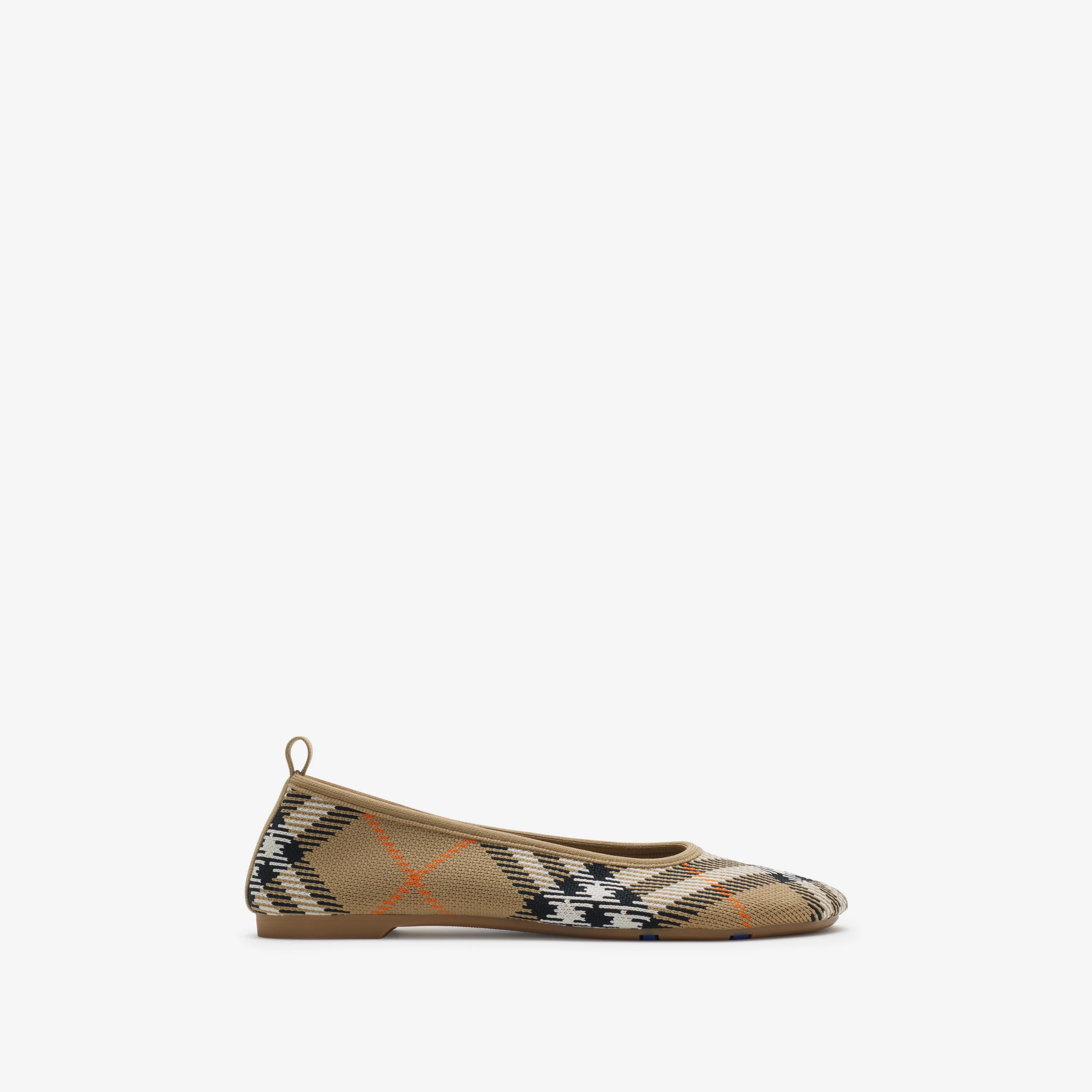 Gestrickte Ballerinas „Baby“ in Check (Sand) - Damen | Burberry® | Burberry (DE)