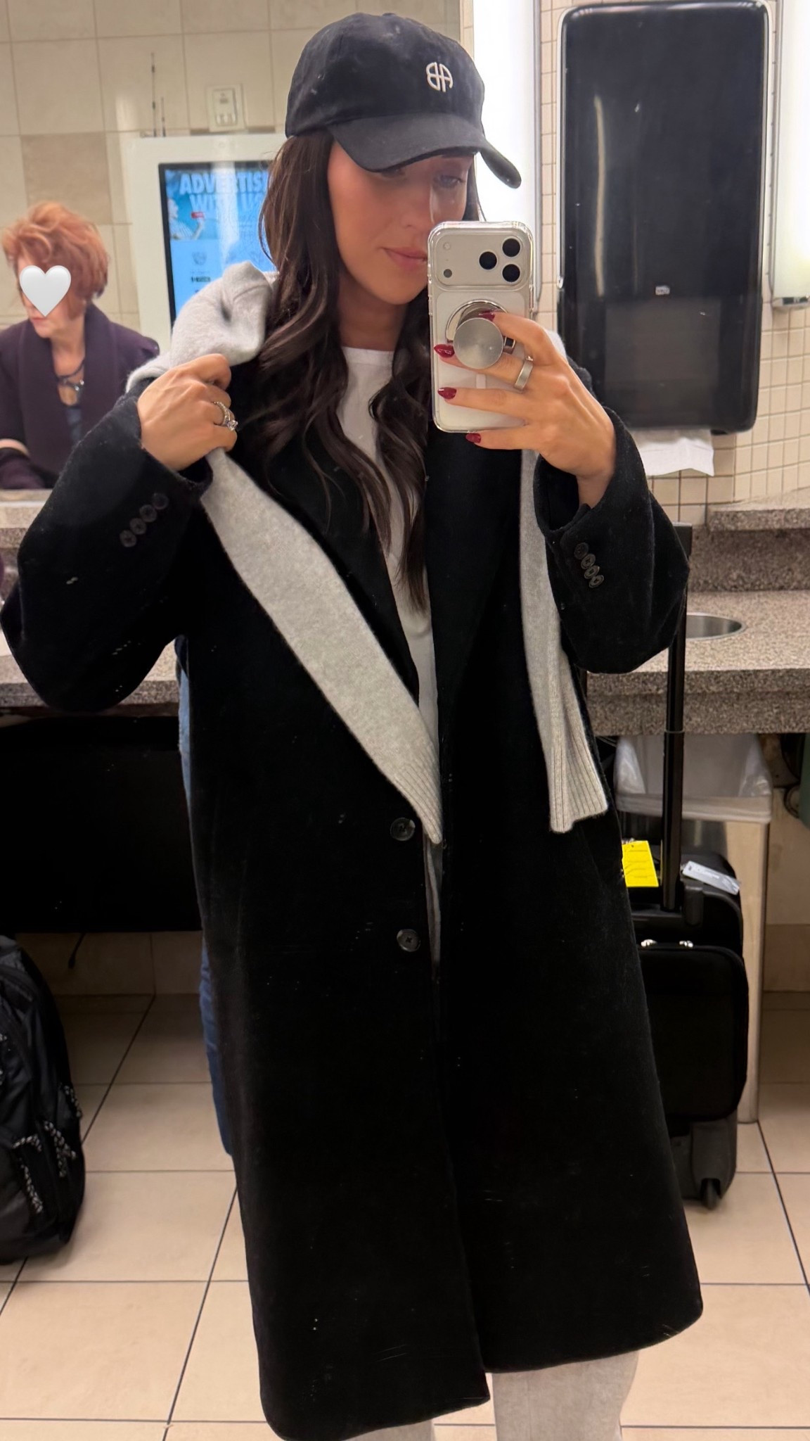 travel day #ootd 

Tshirt: M
Hoodie: M
Cashmere pants: L
Peacock: M Tall 



#LTKTall #LTKootd #LTKTravel