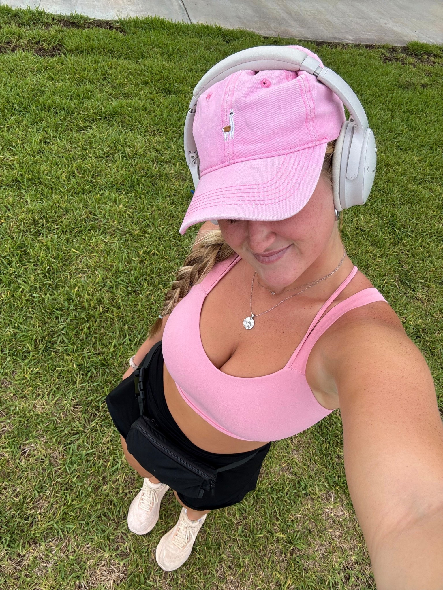 pink workout outfit 💗 sports bra and crossover shorts! 

#LTKShoeCrush #LTKActive #LTKSaleAlert
