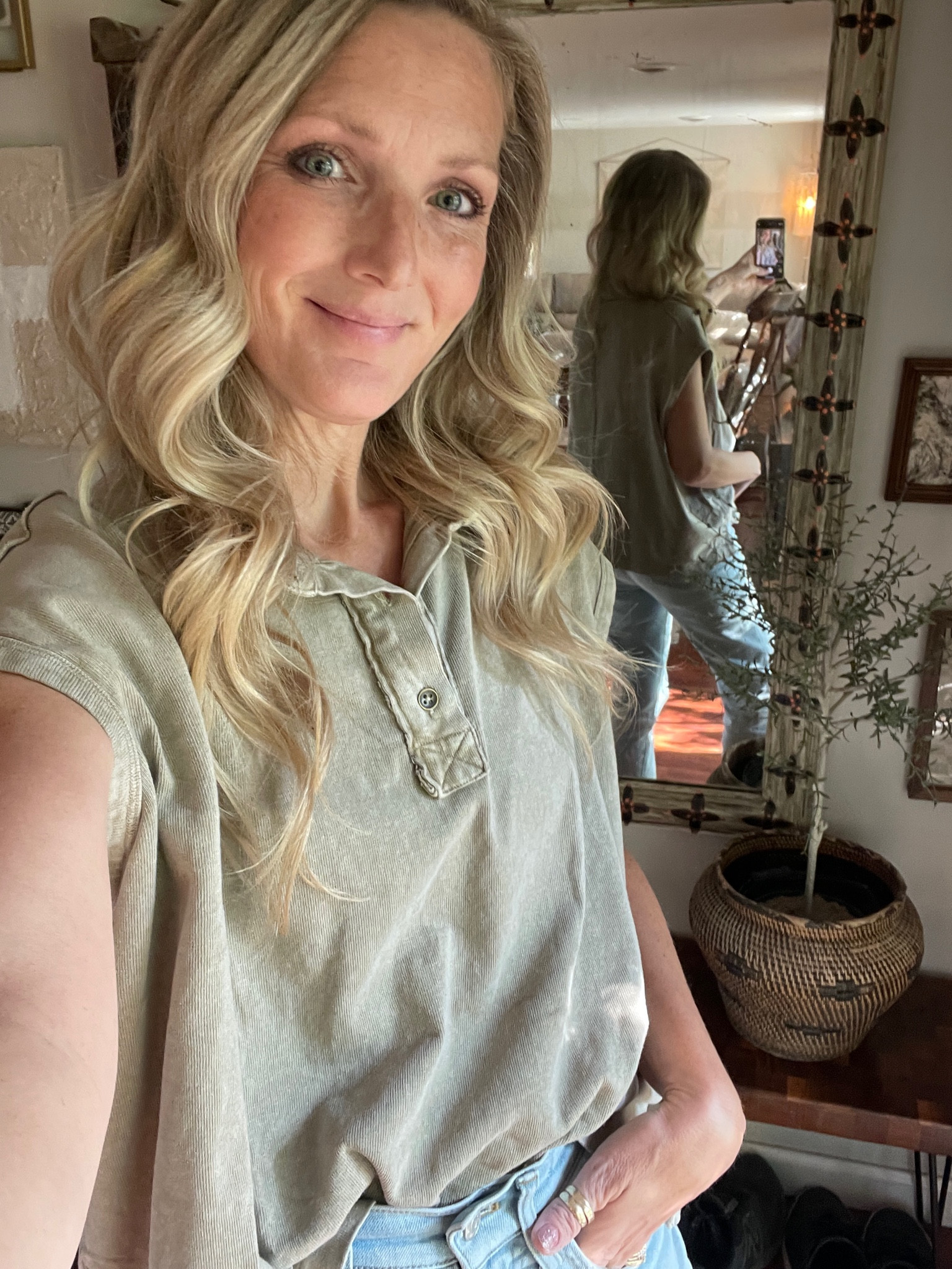 Trust me, you’ll want this Free People polo! 


#LTKOver40 #LTKSeasonal #LTKFindsUnder100