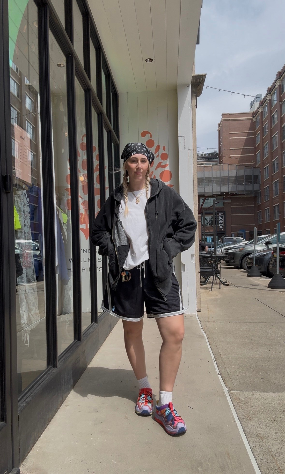 🖤🤍🖤🤍

Tee / L
Zip / L
Shorts / L (on the ball shorts, currently sold out) 

Free people, free people movement, FP movement, when you wear fp, free people outfit, athleisure, casual outfit, sporty outfit, outfit of fhe day 

#LTKActive #LTKfitnessgoals #LTKootd