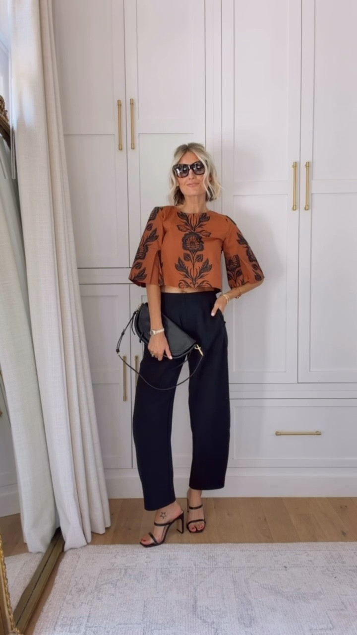 This is one way to dress up these pants! This look is perfect for a fall date night! Wearing XS!

Loverly Grey, fall date night, fall outfit inspo, black pants, barrel pants, statement top, chic fall looks

#LTKSeasonal #LTKootd
