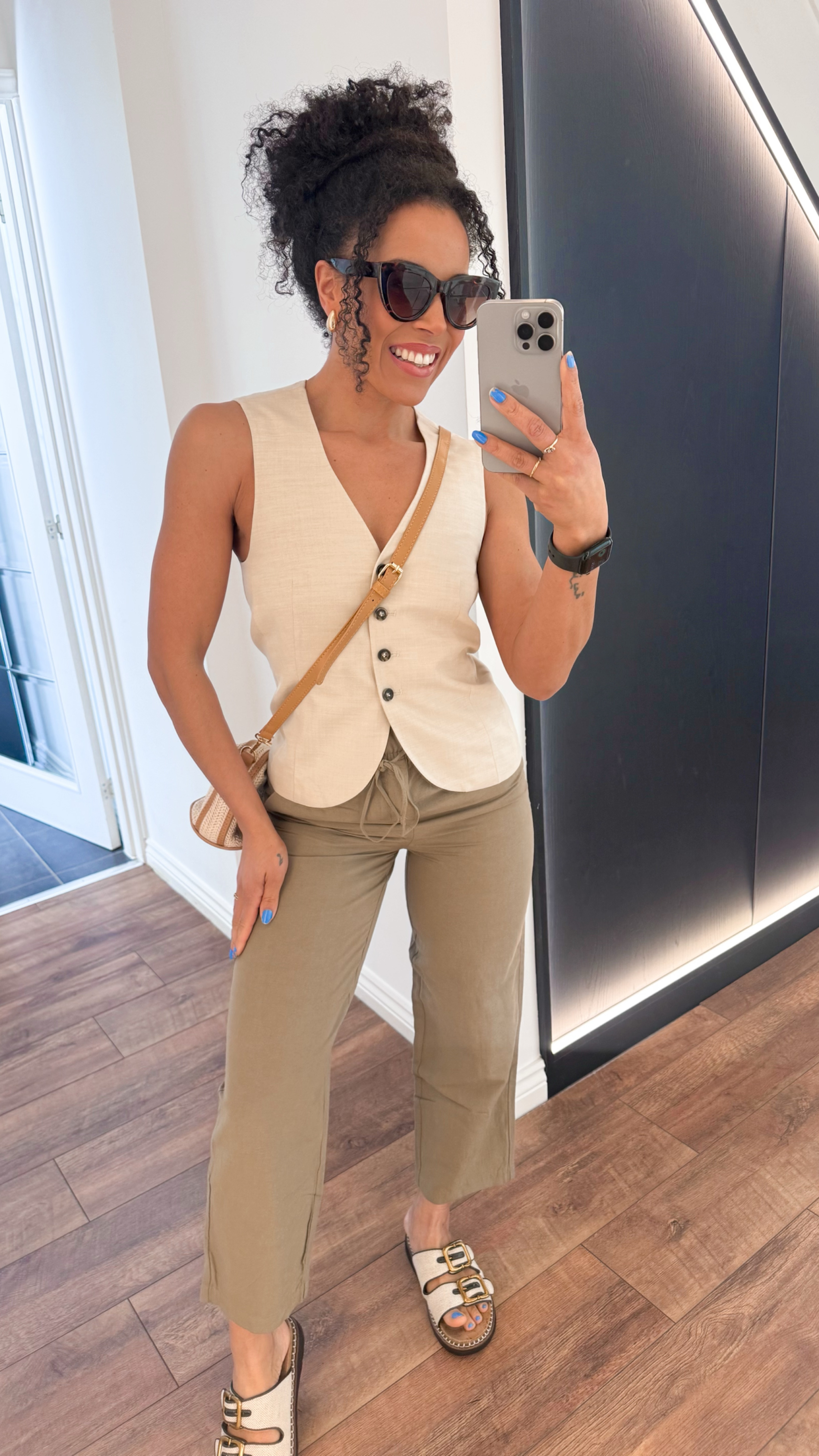 Spring / summer basic cute look! 
One of my favourite looks! 🫶🏽
Wearing size 4 in waist coat and XS in trousers. 

#trousers #waistcoat #citybreak #cityoutfit #travel #hm #basics #bag 

#LTKuk #LTKsummer #LTKspring