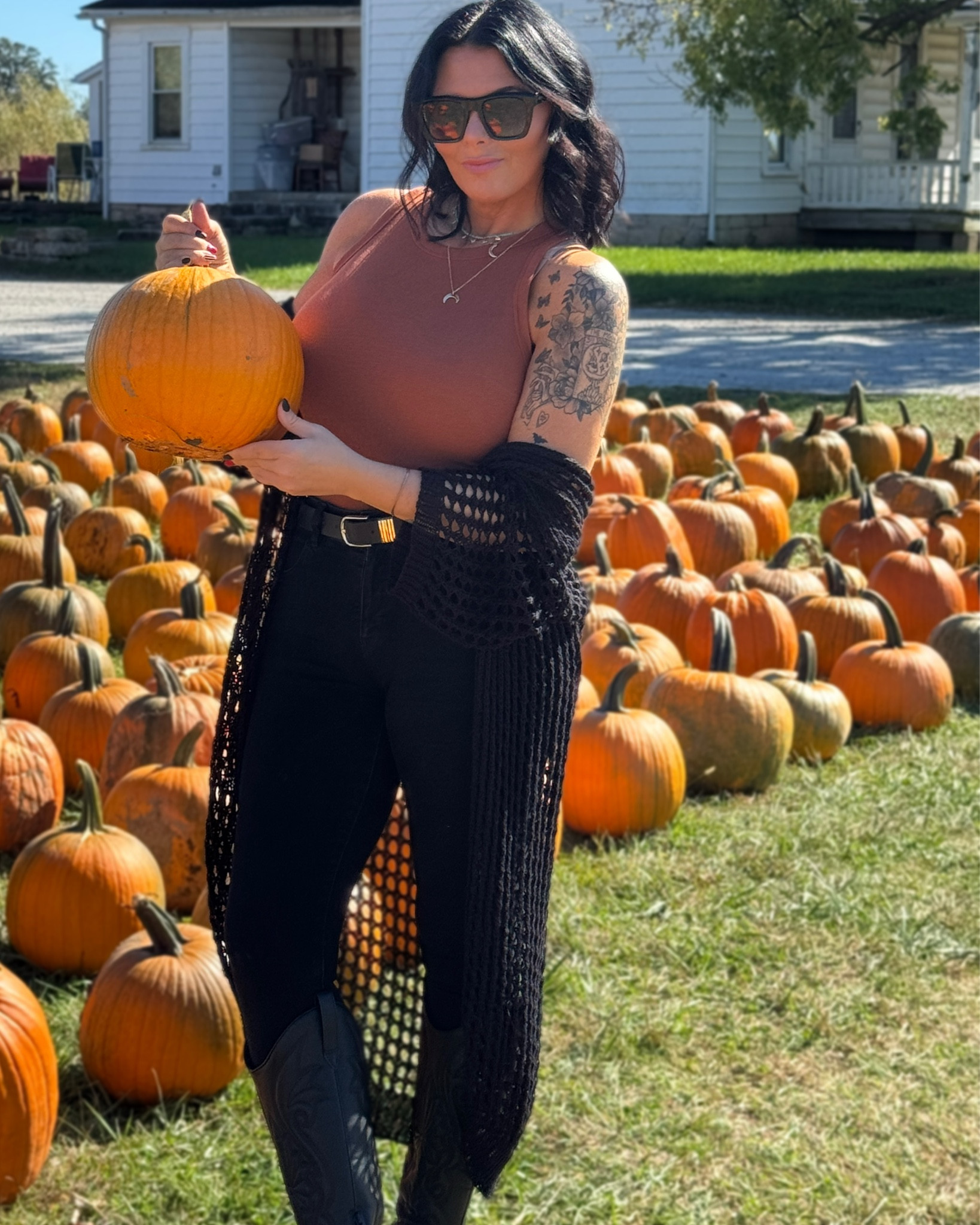 Proof that fall fashion > everything else 🖤🎃


#pumpkinpatch #fallootd #edgy
#momlife #edgystyle 

#LTKHalloween #LTKSeasonal #LTKStyleTip