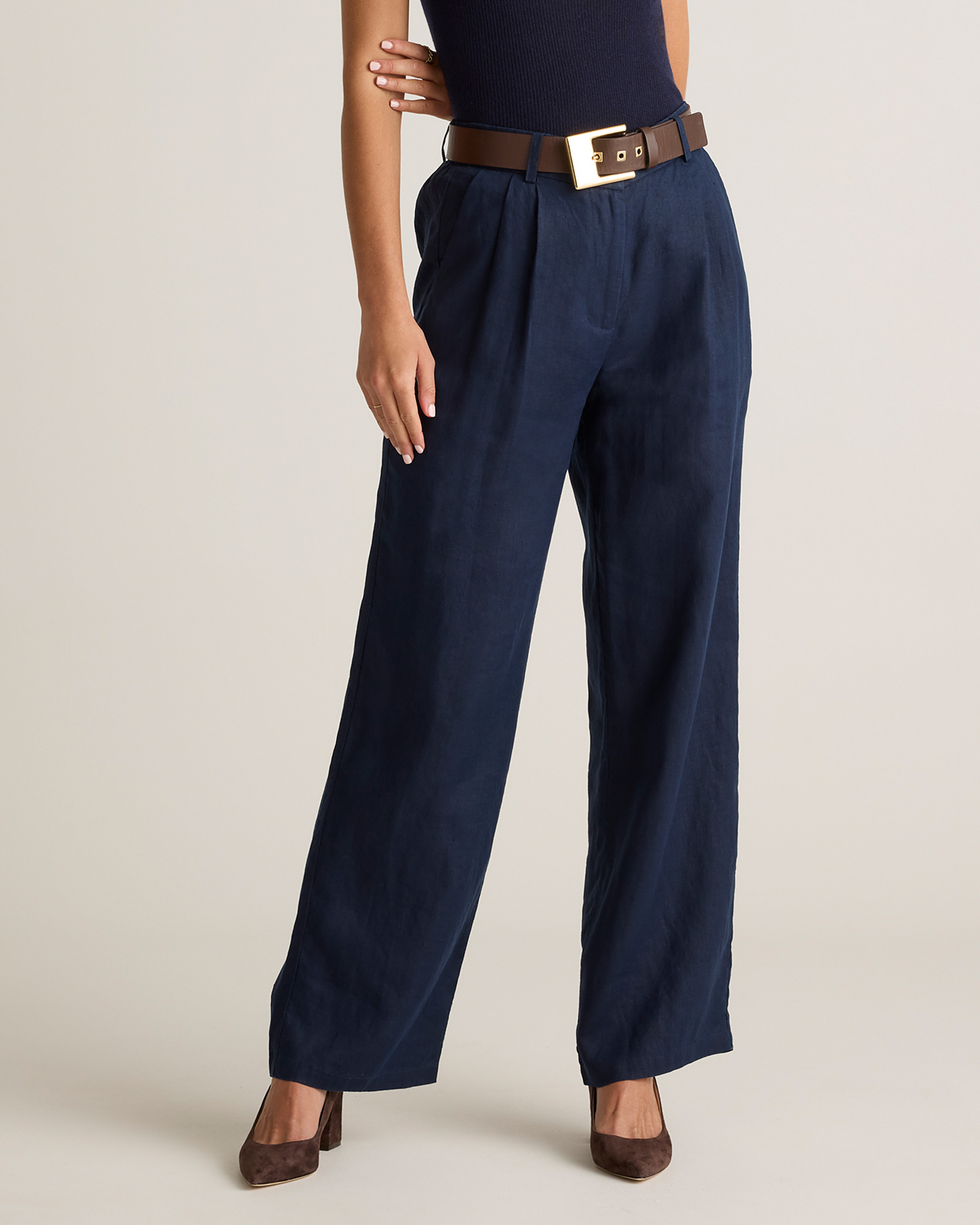 Quince | Women's 100% European Linen Pleated Trouser in Deep Navy, Size 10 | Quince