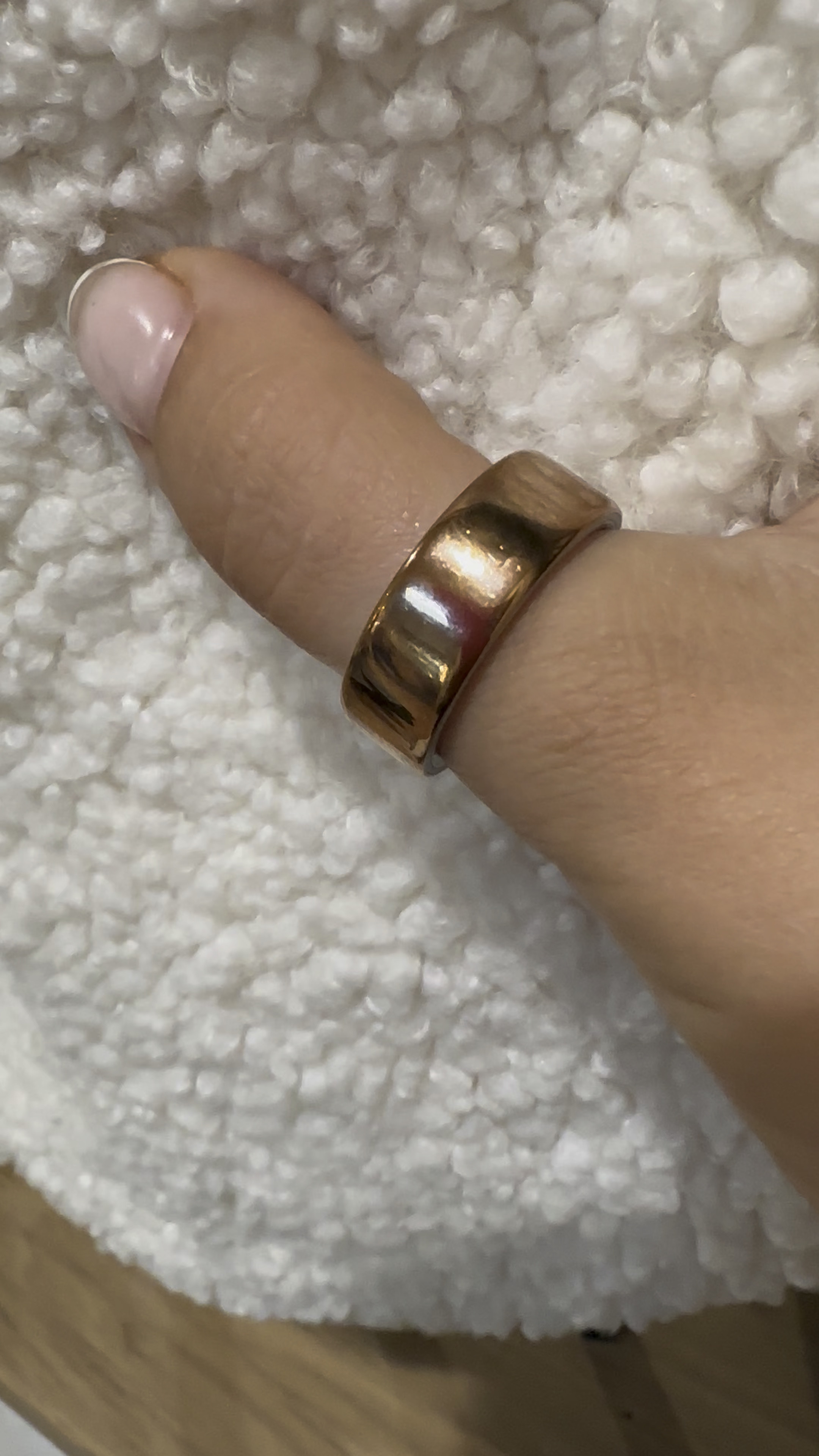 Comes in 6 colors!!! @bestbuy #bestbuypartner 

Dressupbuttercup.com #dressupbuttercup #dederaad 

#LTKGiftGuide #LTKHoliday