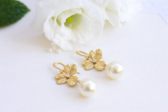 Gold Flower Earrings Pearl Earrings Bridal Earrings Gold - Etsy | Etsy (US)