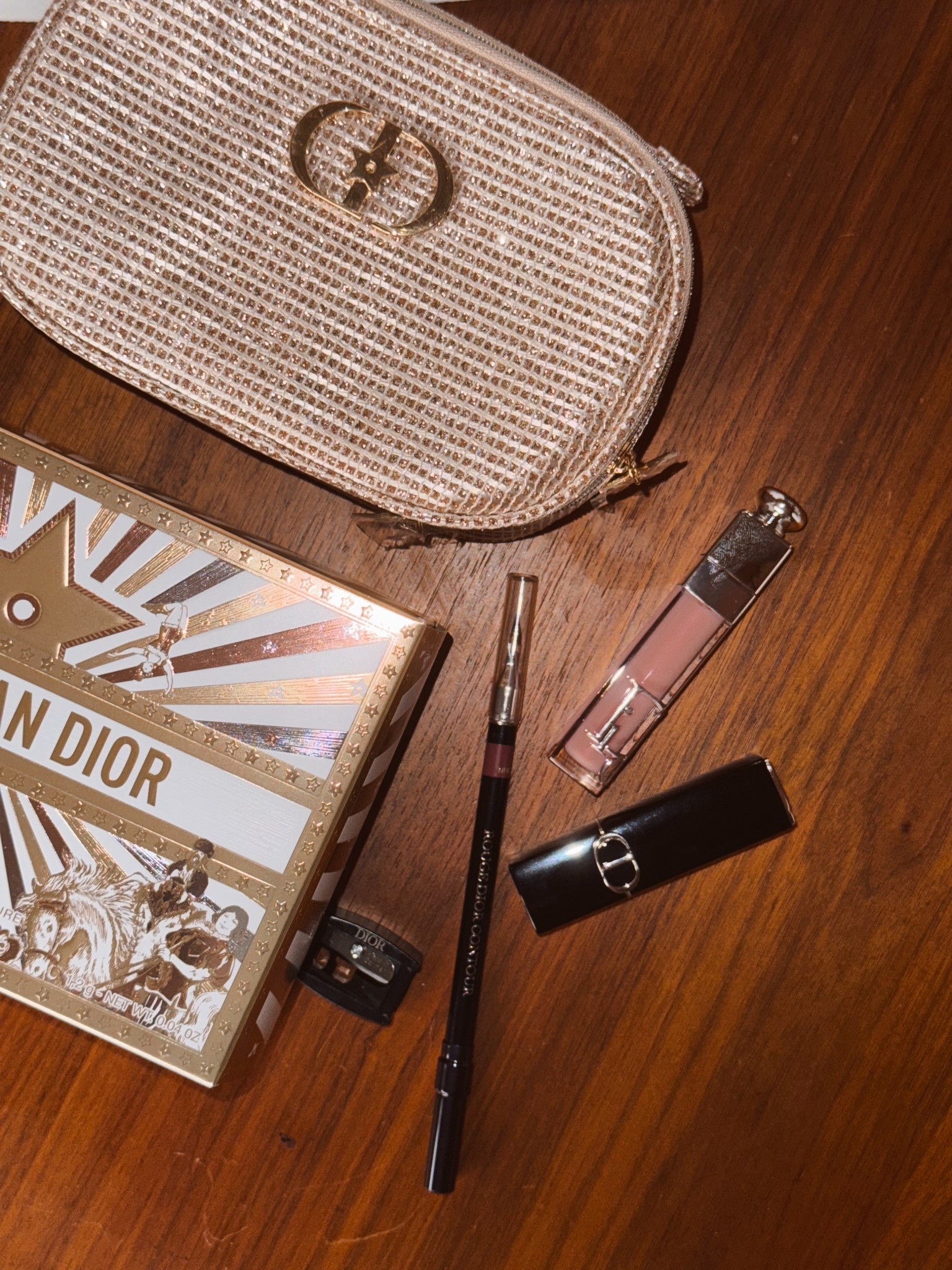 The best little Holiday Dior Beauty gift set 🎁 

#luxurybeauty #luxe #beautykit

#LTKGiftGuide #LTKBeauty