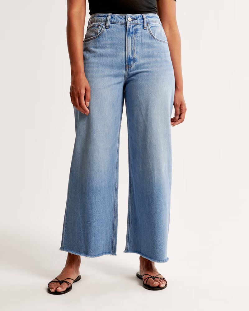 Curve Love High Rise Cropped Wide Leg Jean | Abercrombie & Fitch (US)