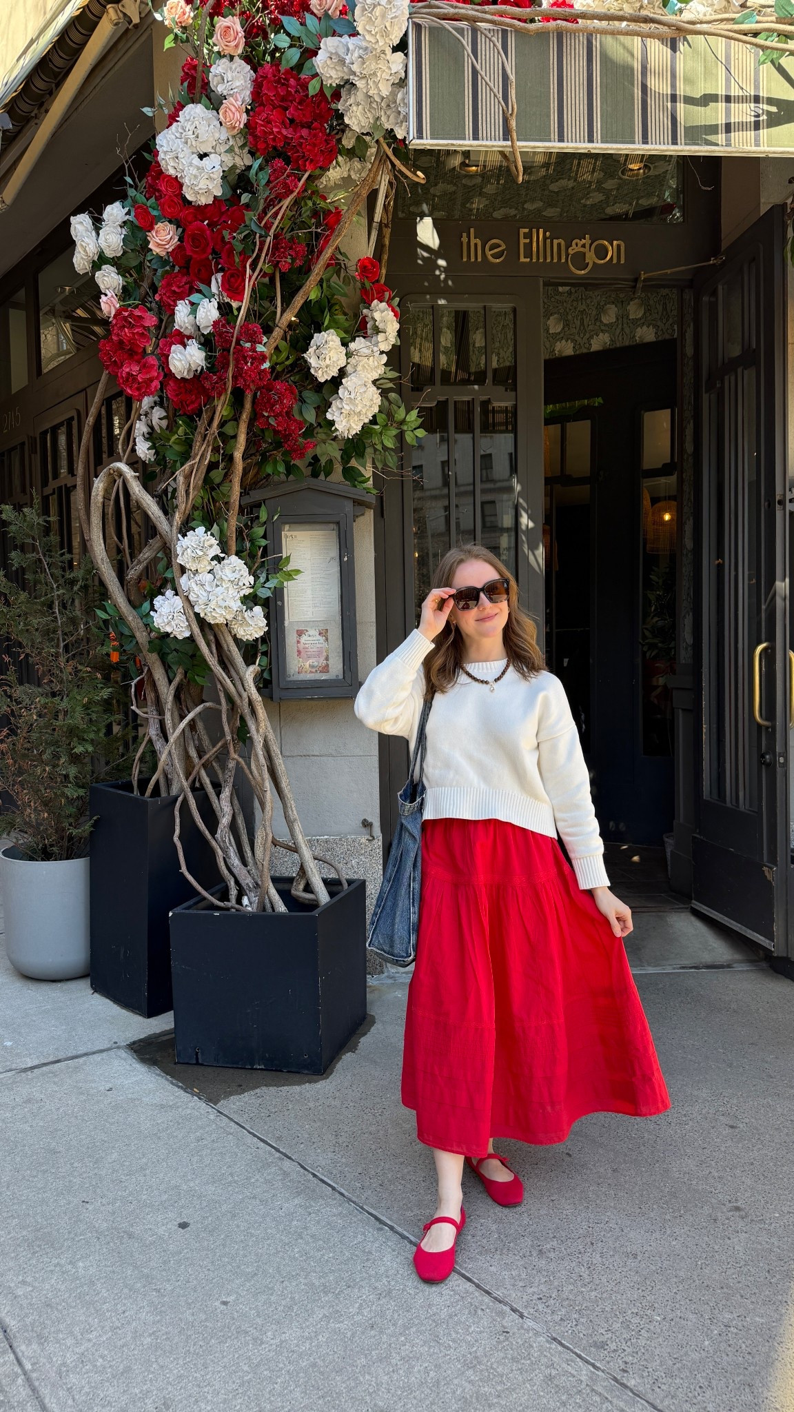Spring New York ootd 
Xs petite Abercrombie linen skirt lined 
Xs 100% cotton sweater quince 


#LTKPetite #LTKSaleAlert #LTKootd