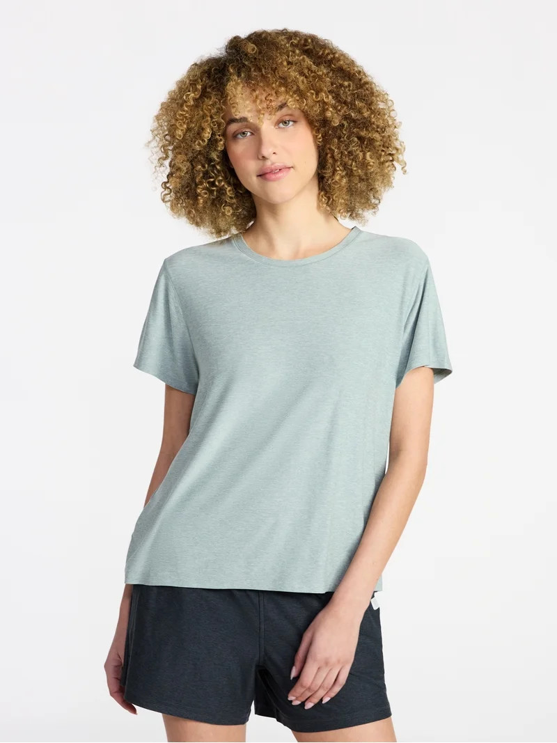 Athletic Works Women's and Women's Plus Relaxed ButterCore Tee with Short Sleeves, Sizes XS-4X | Walmart (US)