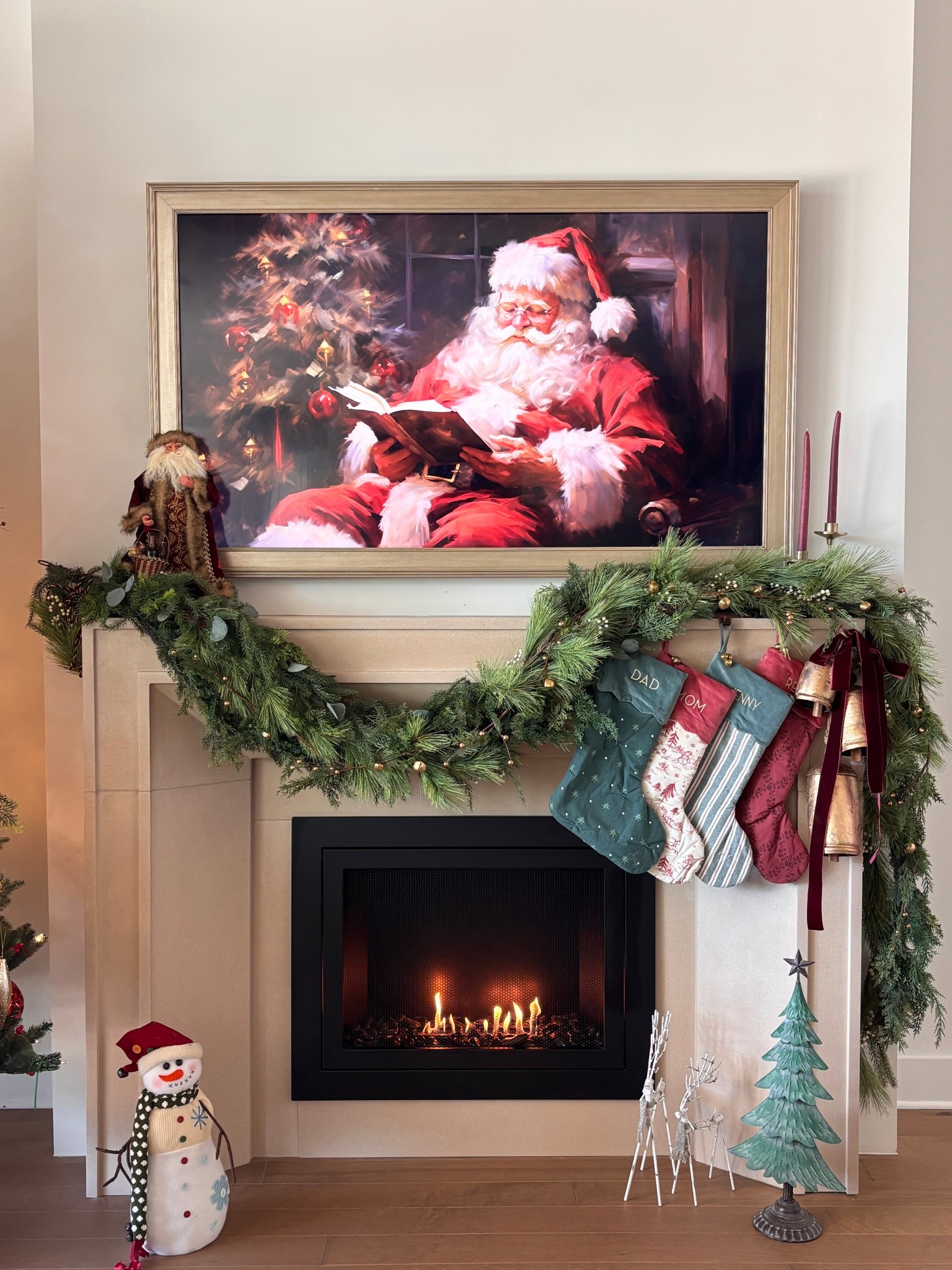 I spotted my command cord bundlers on sale as part of @amazon early Black Friday deals! It’s my best tip for hanging heavy garland on your mantle! You can find them and my other favorite Christmas decor that’s on sale through our LTK linked below! #liketkit #founditonamazon #winterfavorites2025 #ad

#LTKHoliday #LTKSaleAlert #LTKHome